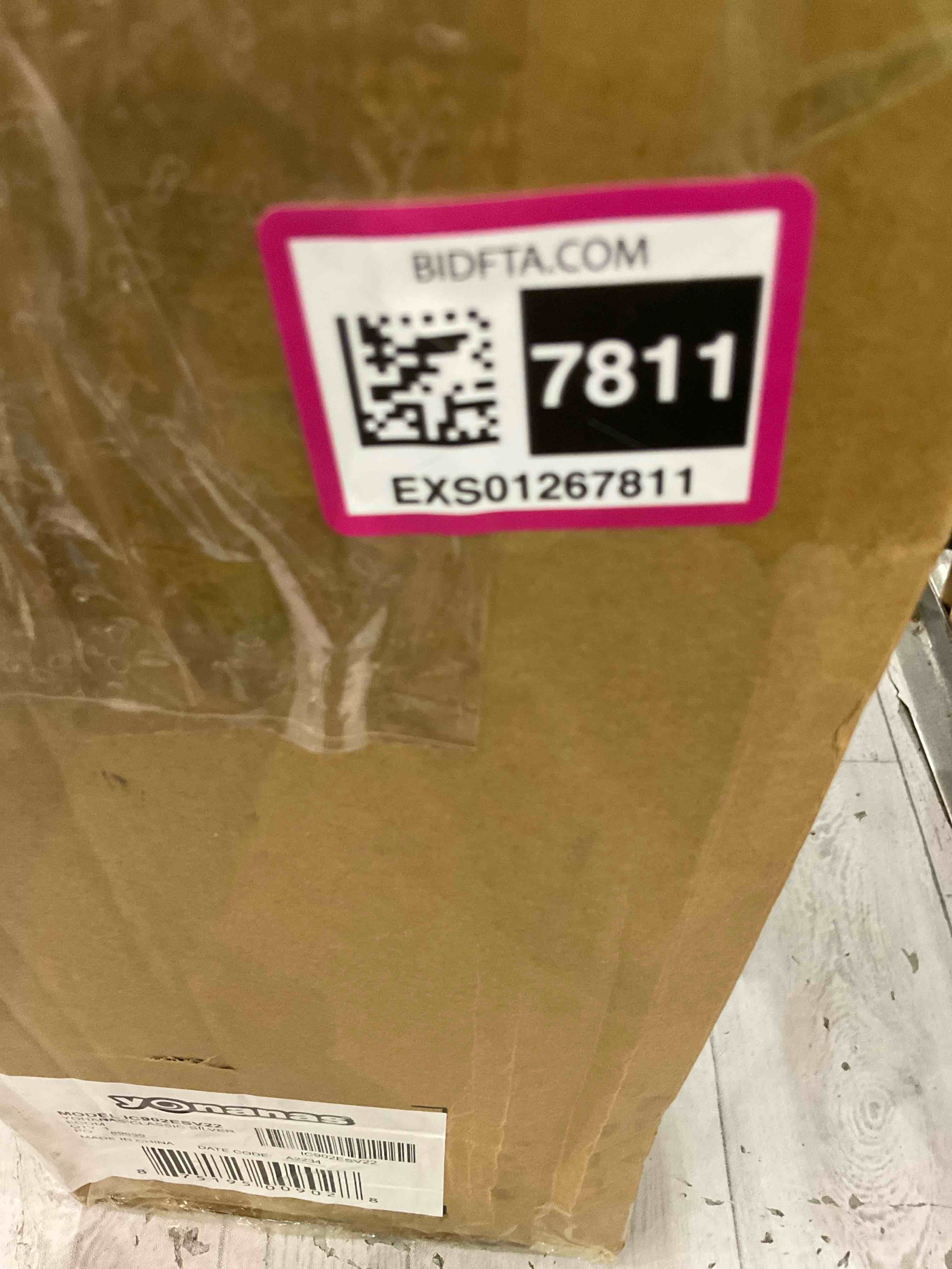 https://s3.amazonaws.com/lotting-images-prod/BargainHunt/EXS01267811_1710521514591.jpeg