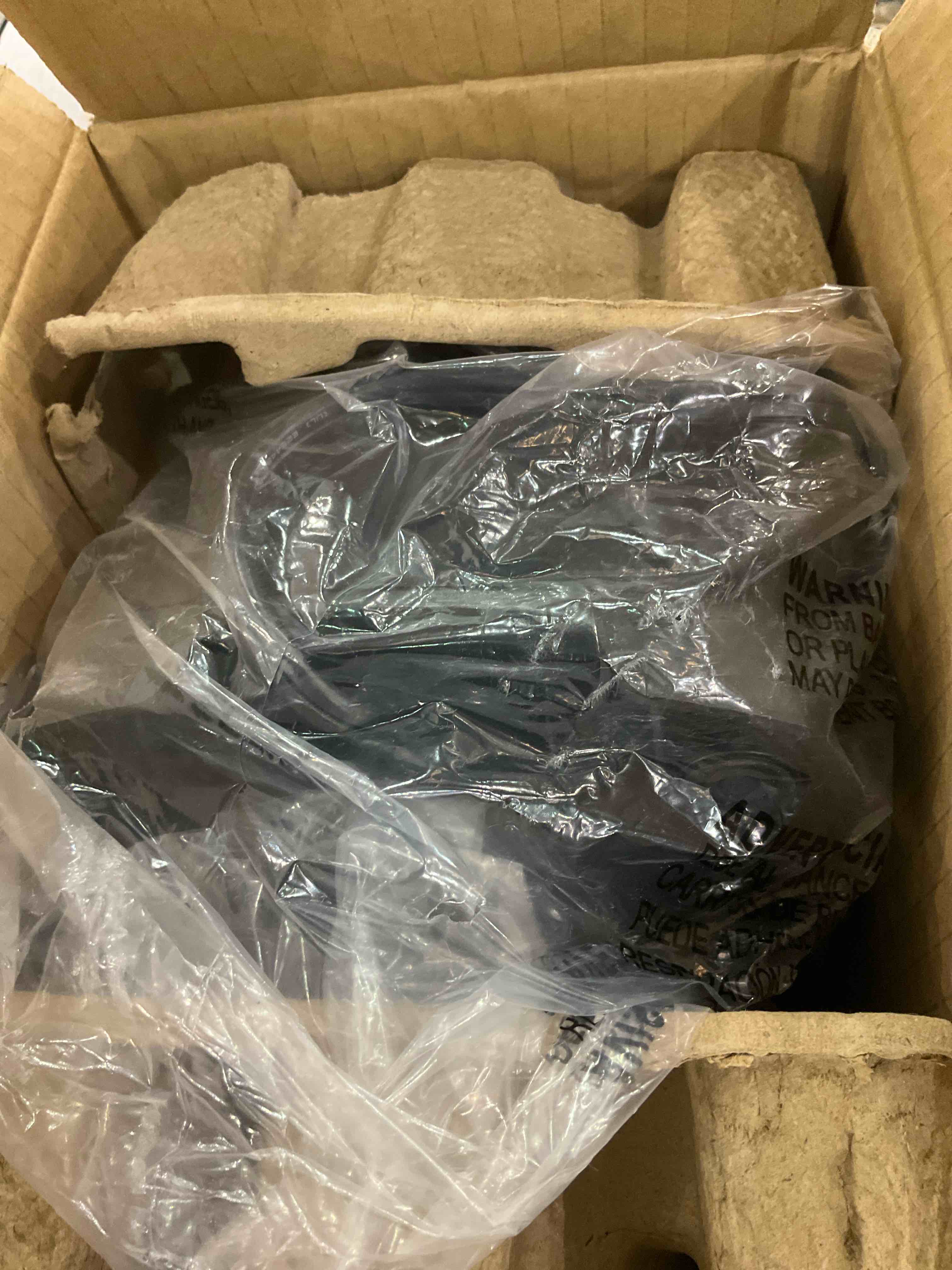 https://s3.amazonaws.com/lotting-images-prod/BargainHunt/EXS01267917_1710769842963.jpeg