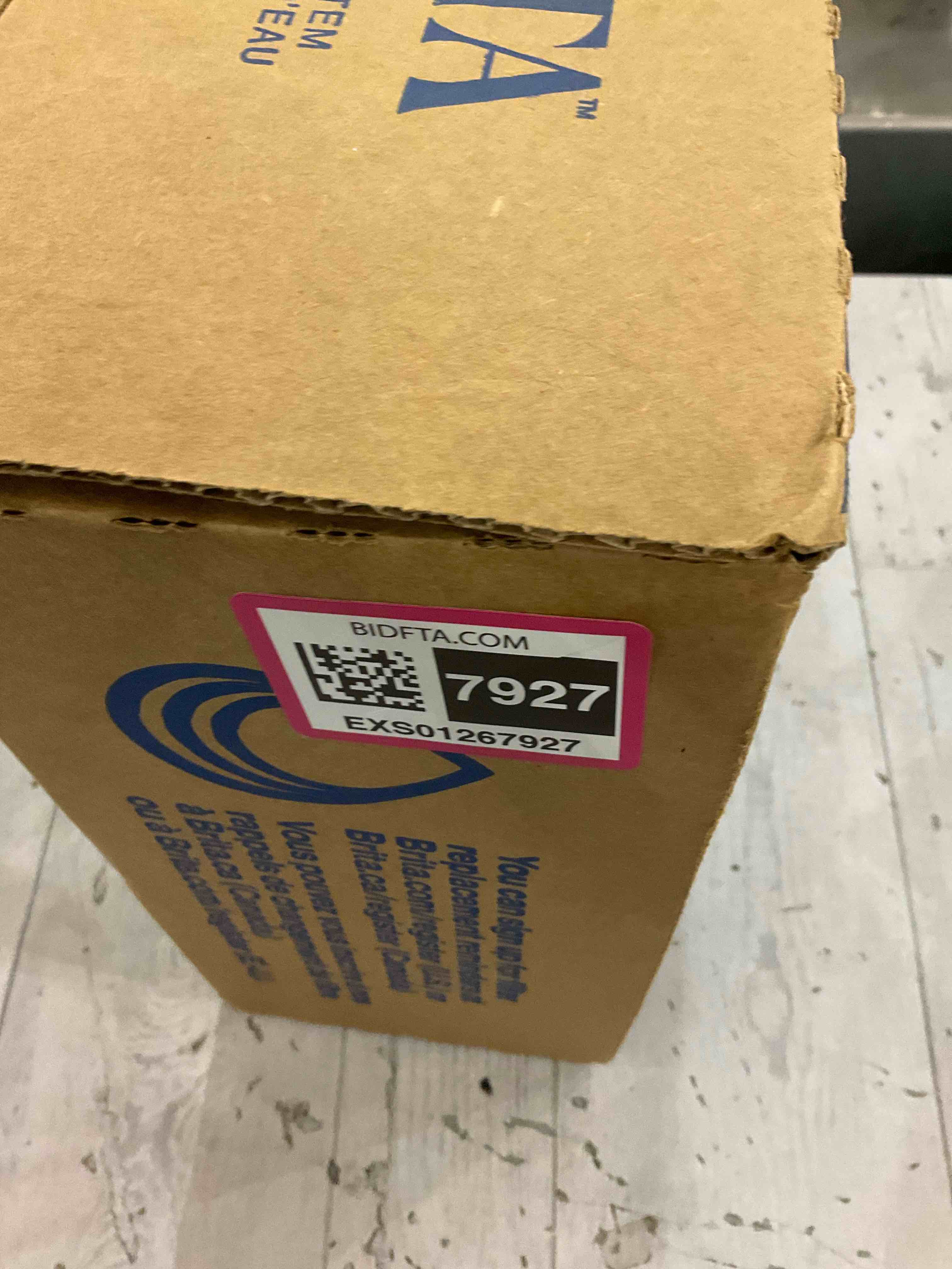 https://s3.amazonaws.com/lotting-images-prod/BargainHunt/EXS01267927_1710771122067.jpeg
