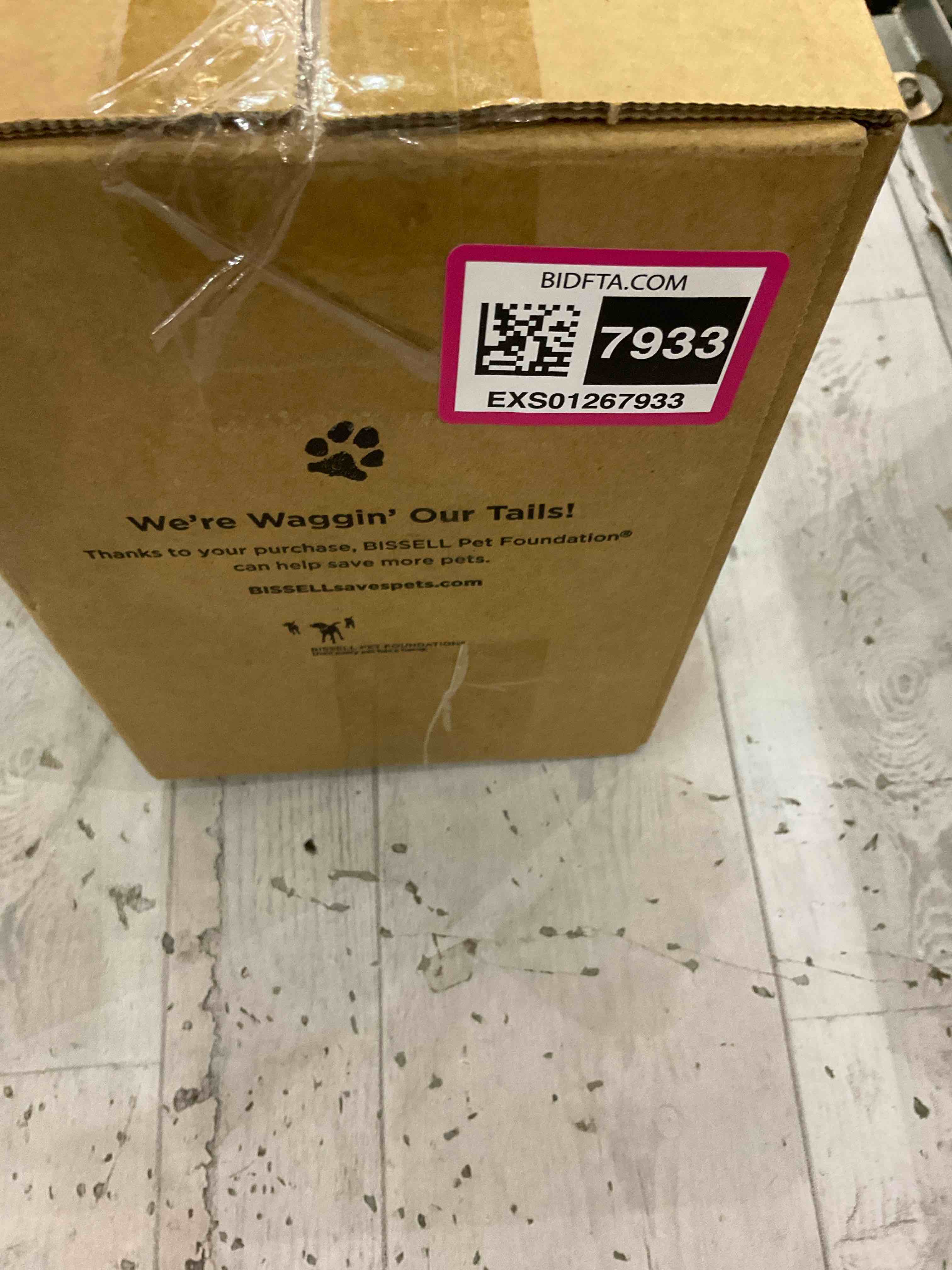 https://s3.amazonaws.com/lotting-images-prod/BargainHunt/EXS01267933_1710771626319.jpeg