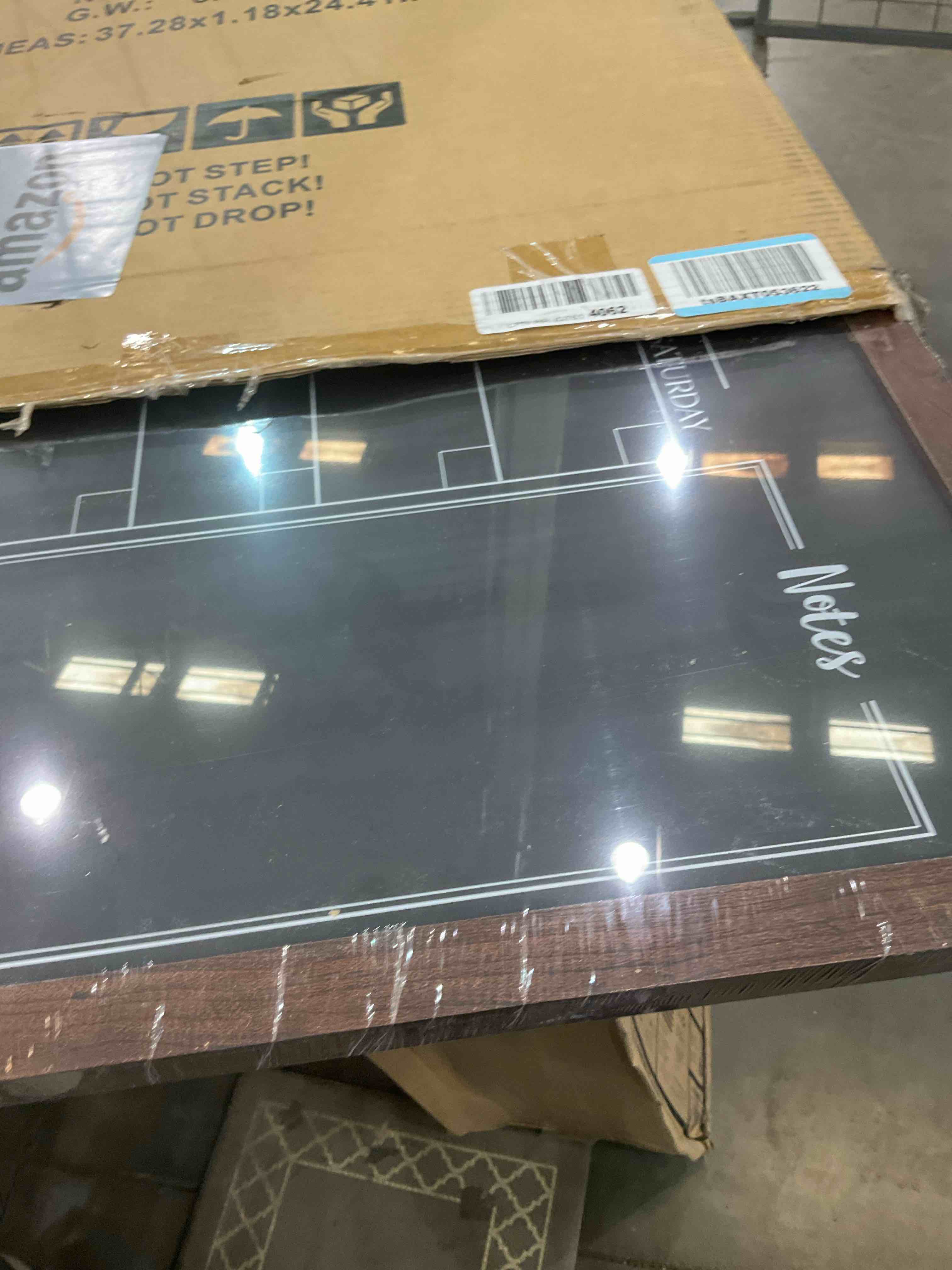 https://s3.amazonaws.com/lotting-images-prod/BargainHunt/EXS01267961_1710775991322.jpeg