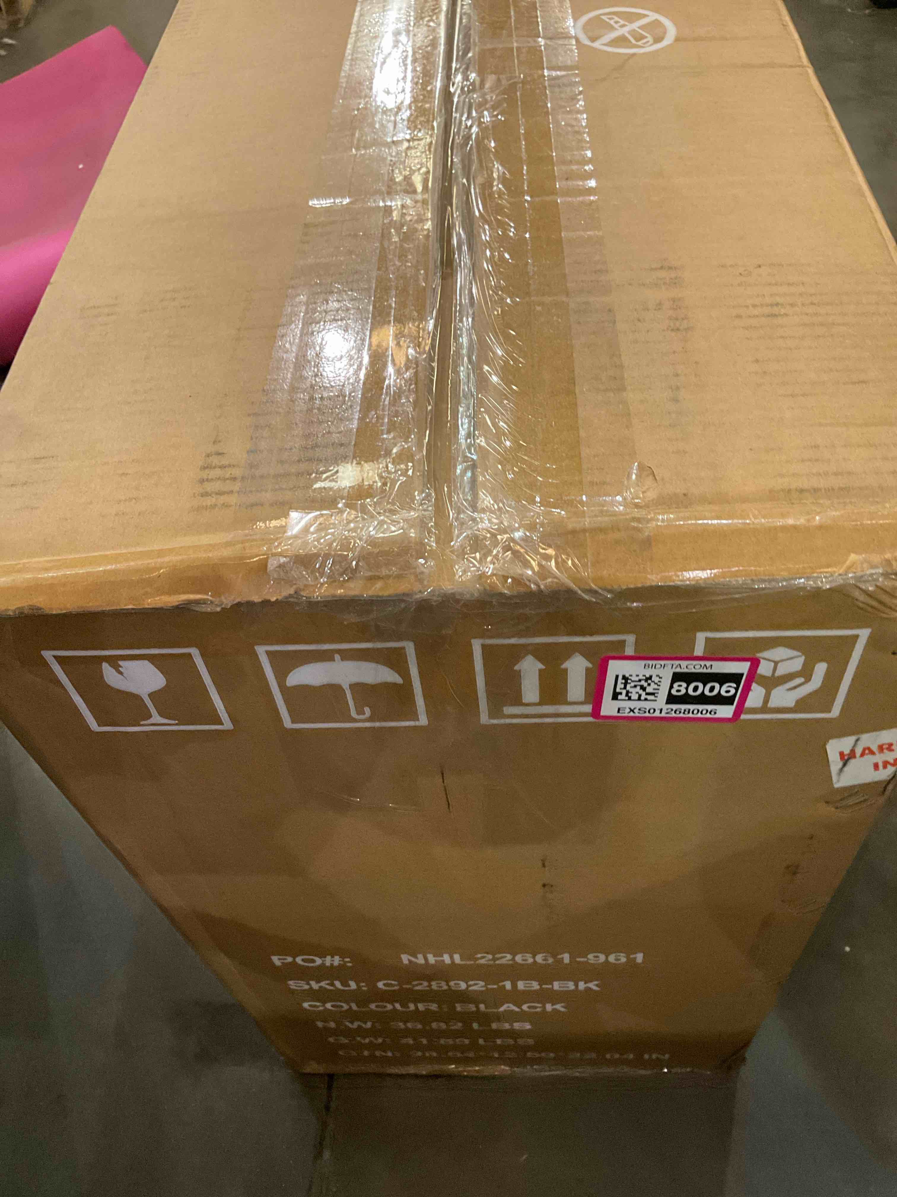 https://s3.amazonaws.com/lotting-images-prod/BargainHunt/EXS01268006_1709577924891.jpeg