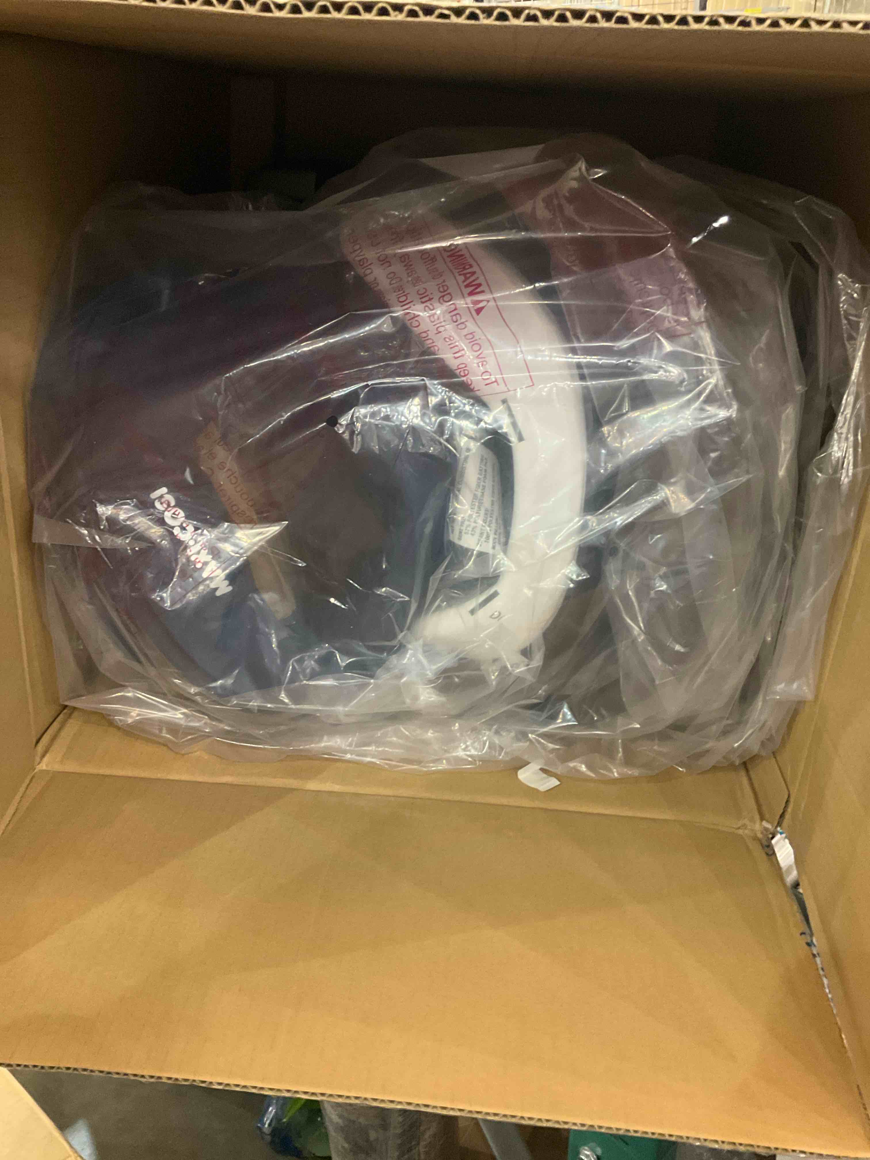 https://s3.amazonaws.com/lotting-images-prod/BargainHunt/EXS01268009_1709578346267.jpeg