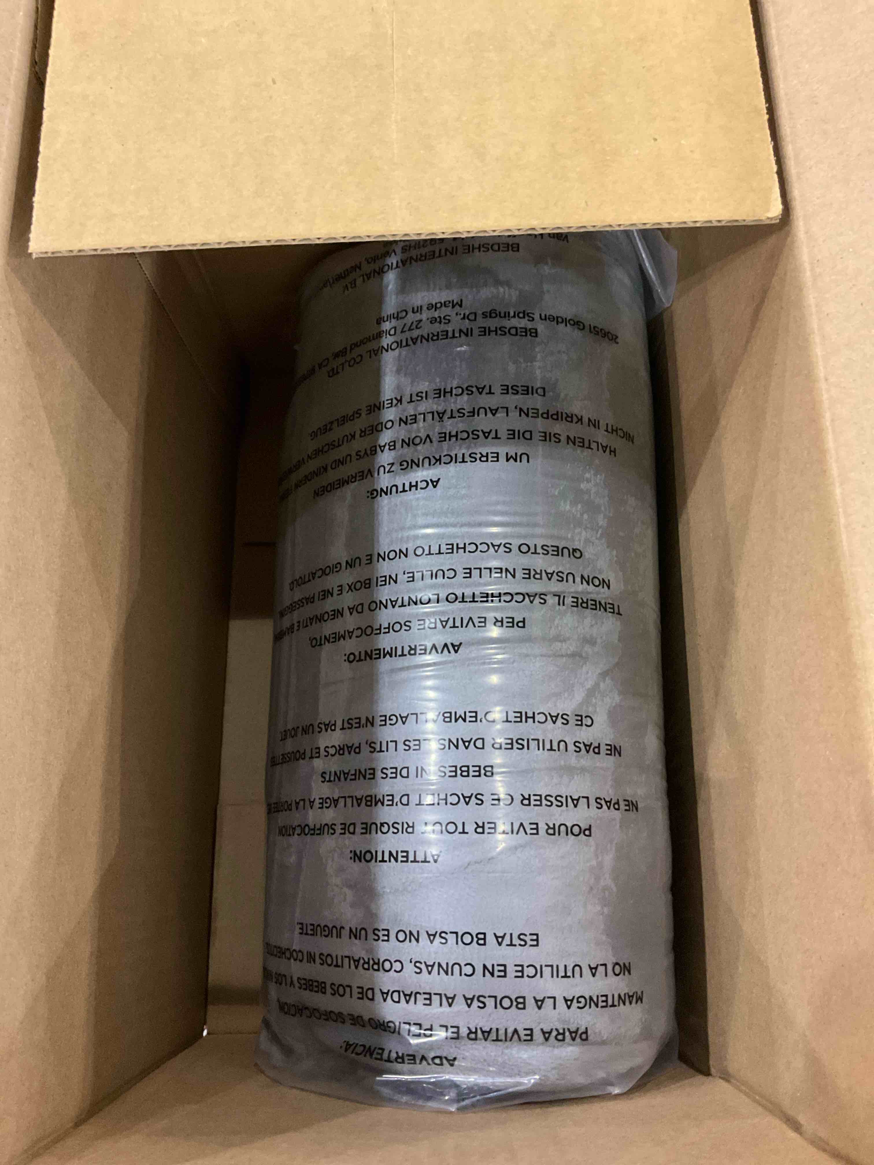 https://s3.amazonaws.com/lotting-images-prod/BargainHunt/EXS01268084_1709645615701.jpeg