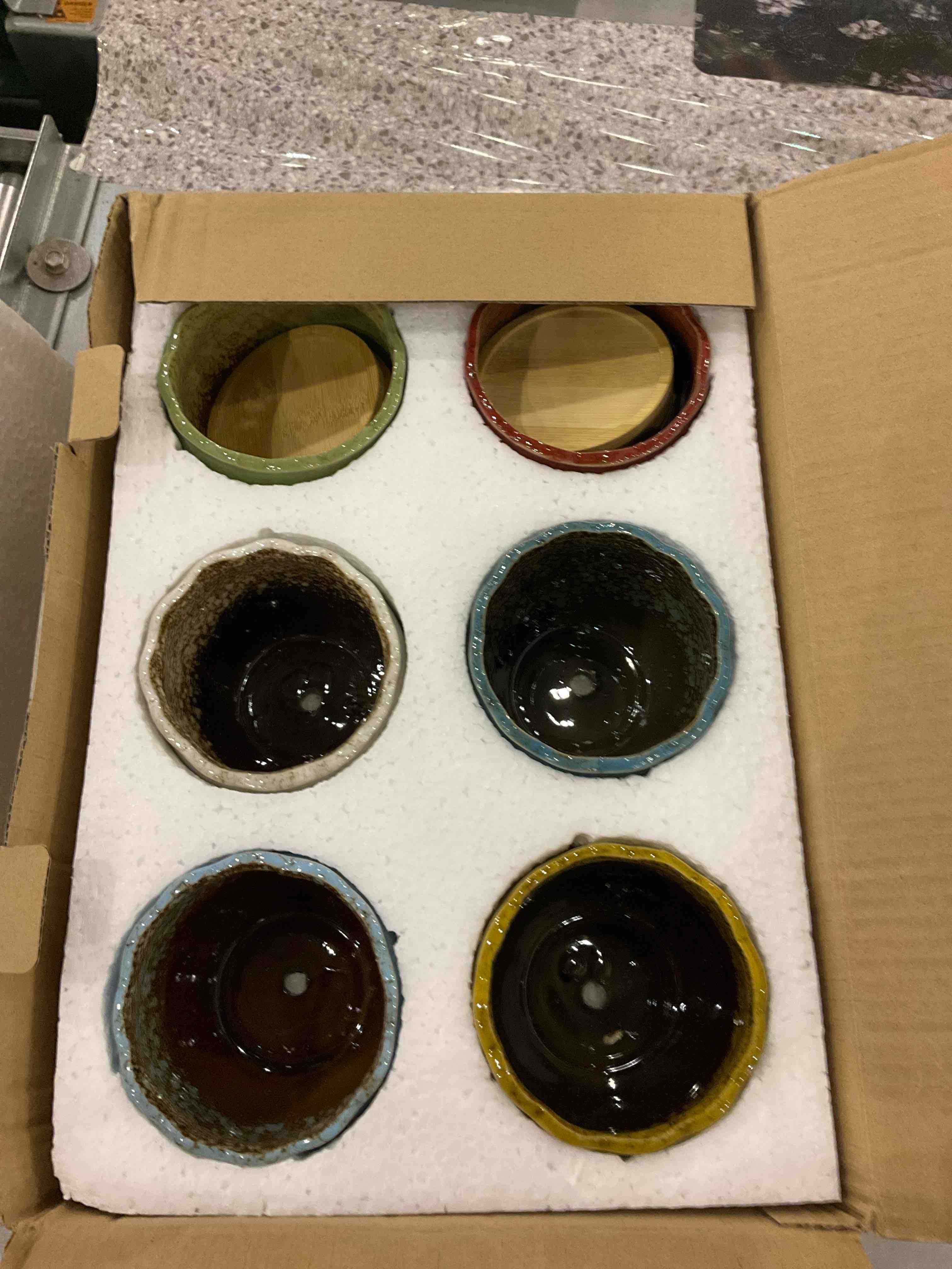 https://s3.amazonaws.com/lotting-images-prod/BargainHunt/EXS01268113_1709650365349.jpeg