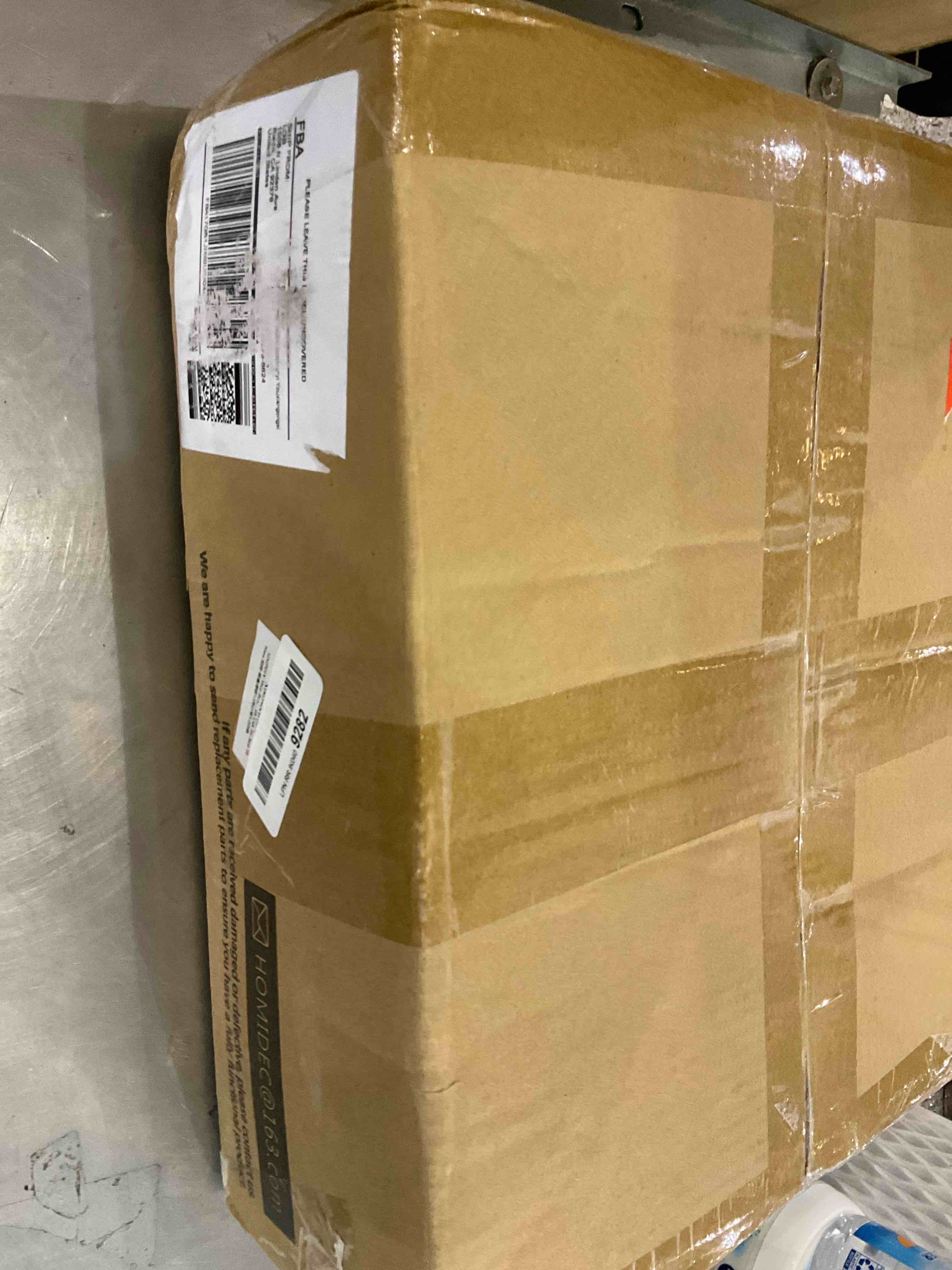 https://s3.amazonaws.com/lotting-images-prod/BargainHunt/EXS01268152_1709654457493.jpeg