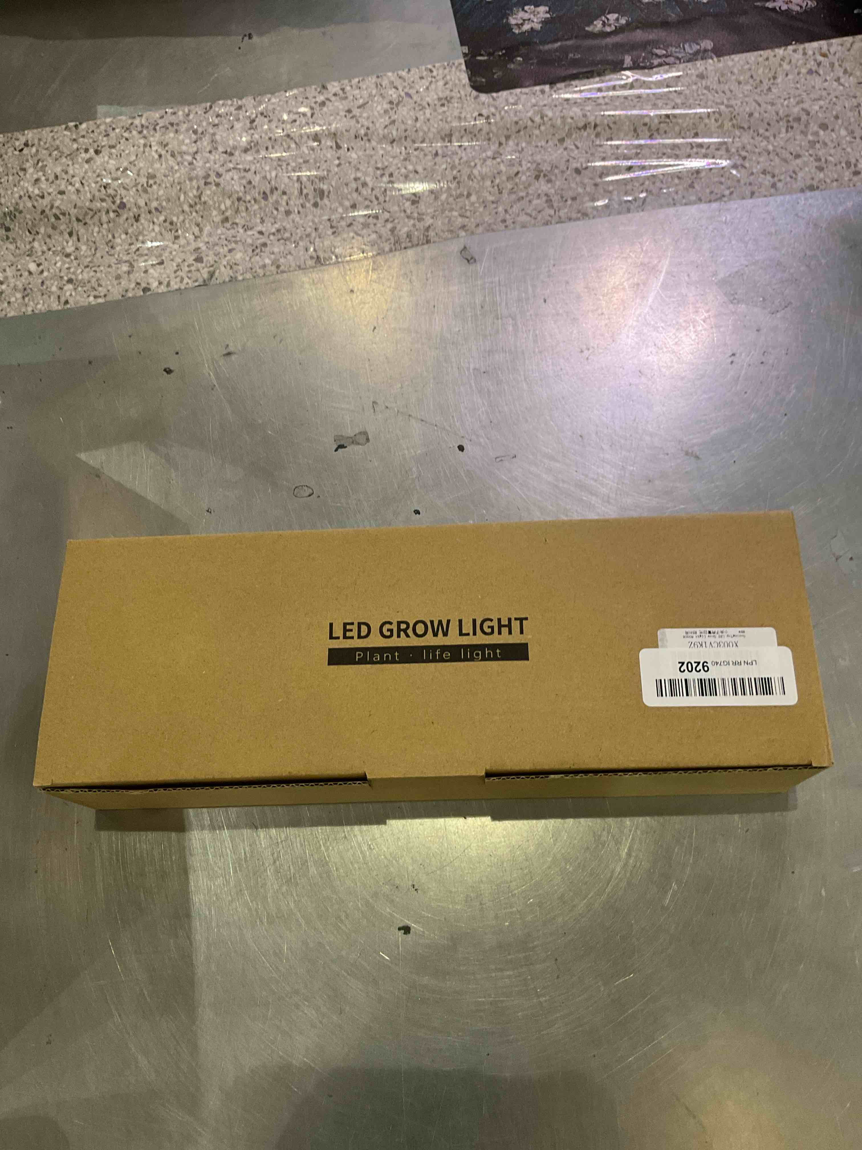 https://s3.amazonaws.com/lotting-images-prod/BargainHunt/EXS01268233_1709668794569.jpeg
