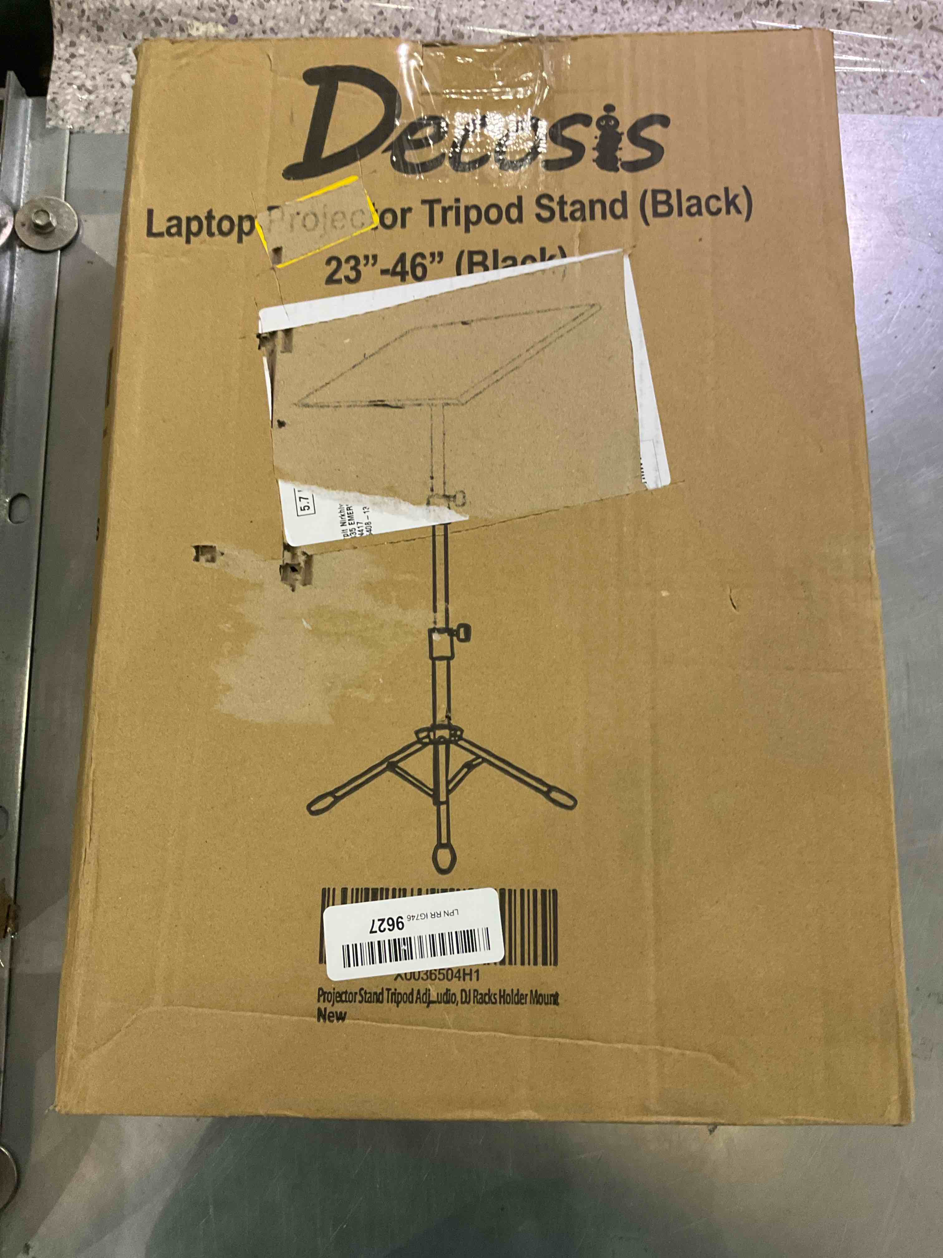 https://s3.amazonaws.com/lotting-images-prod/BargainHunt/EXS01268235_1709668892742.jpeg