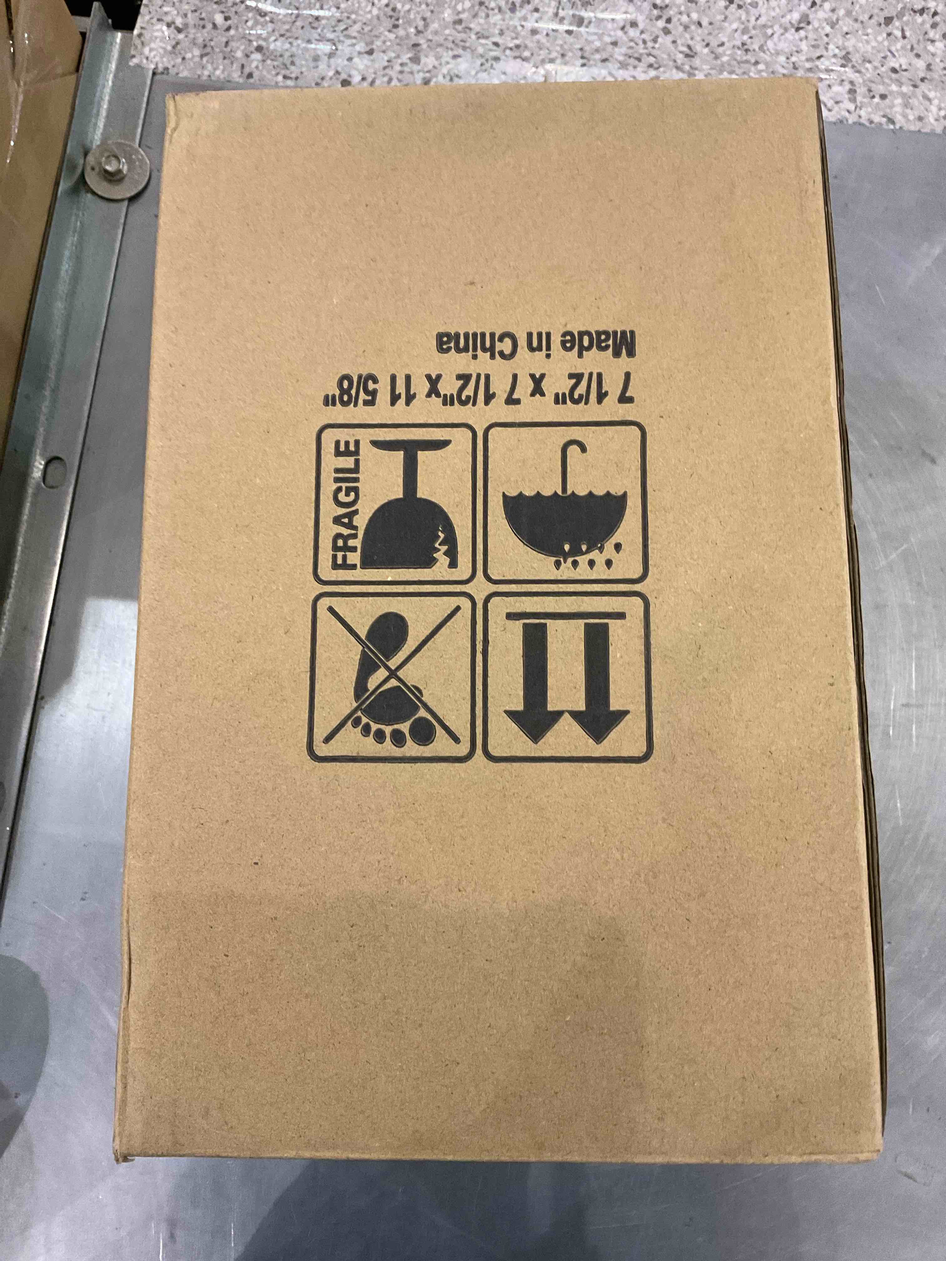 https://s3.amazonaws.com/lotting-images-prod/BargainHunt/EXS01268252_1709727222977.jpeg