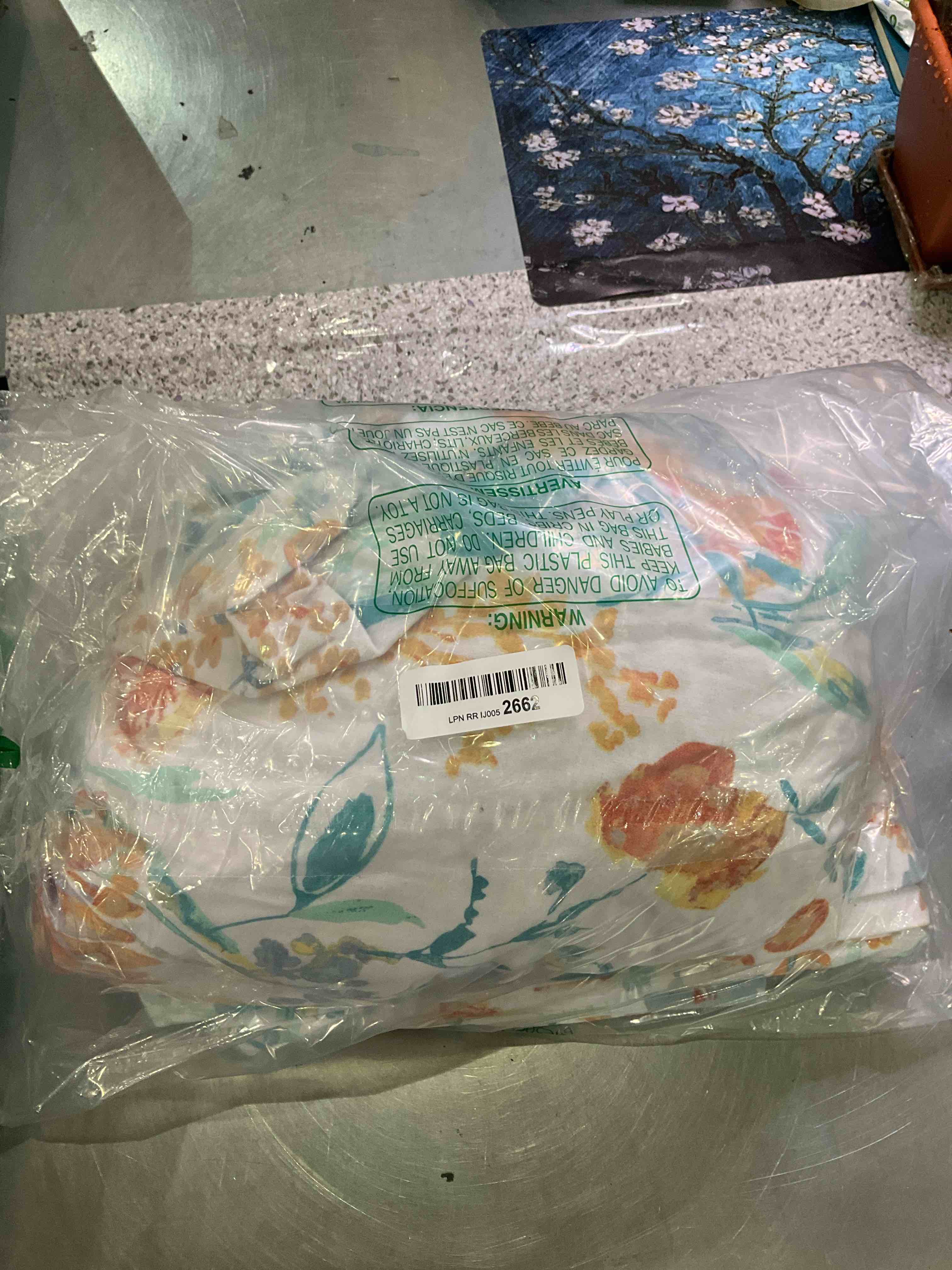 https://s3.amazonaws.com/lotting-images-prod/BargainHunt/EXS01268434_1709827270005.jpeg