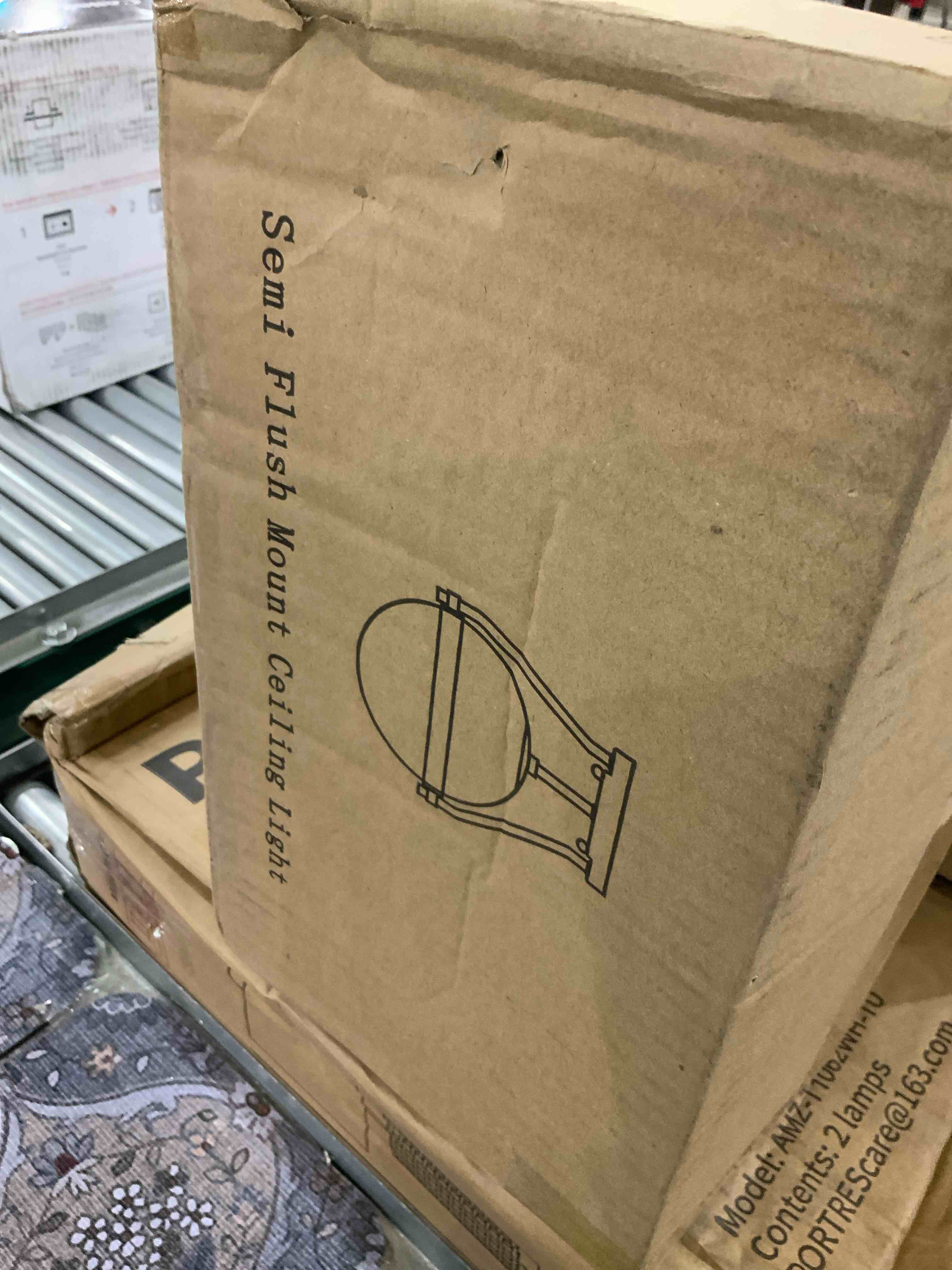 https://s3.amazonaws.com/lotting-images-prod/BargainHunt/EXS01268517_1711385662614.jpeg