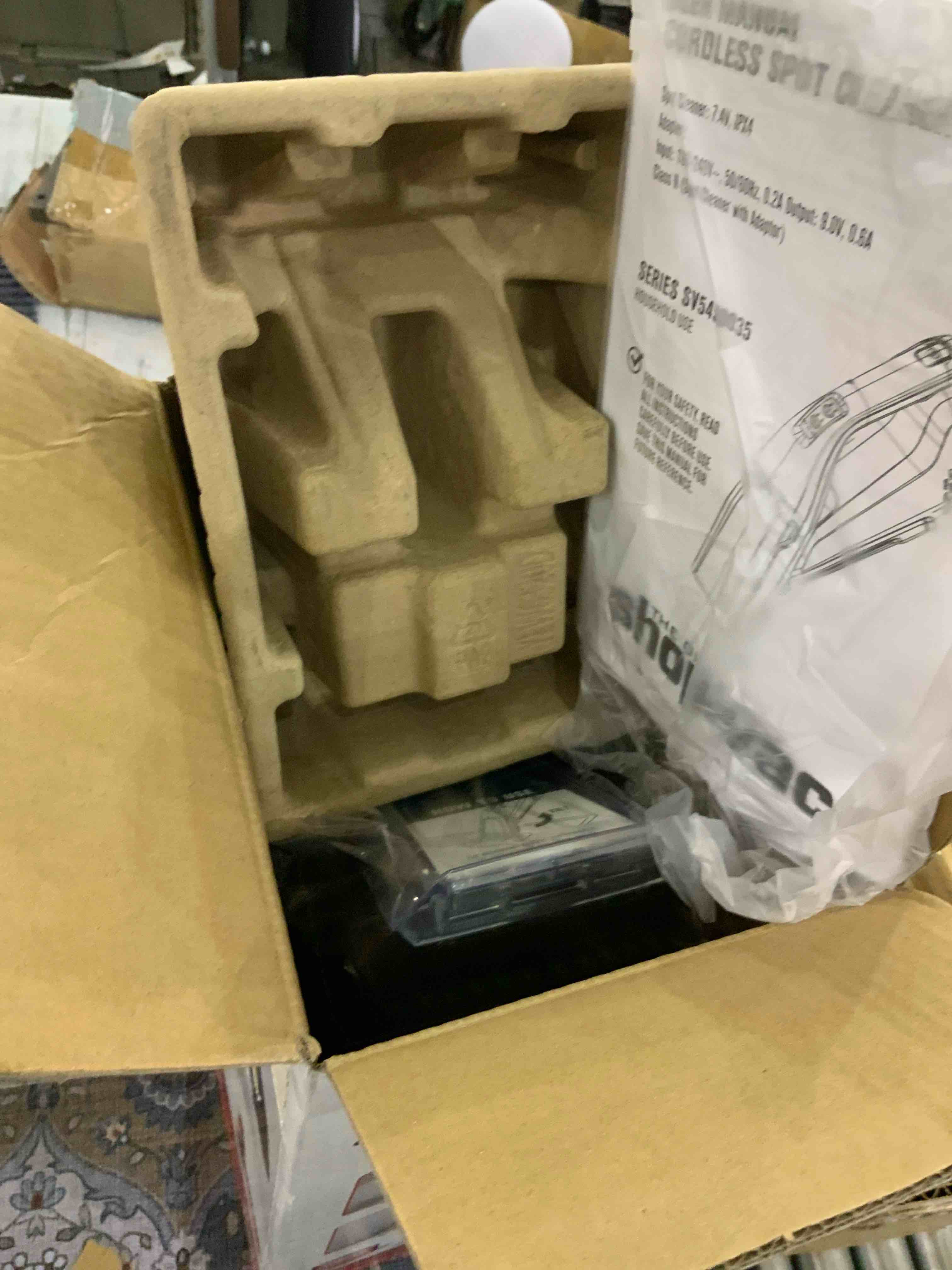 https://s3.amazonaws.com/lotting-images-prod/BargainHunt/EXS01268719_1711467351117.jpeg