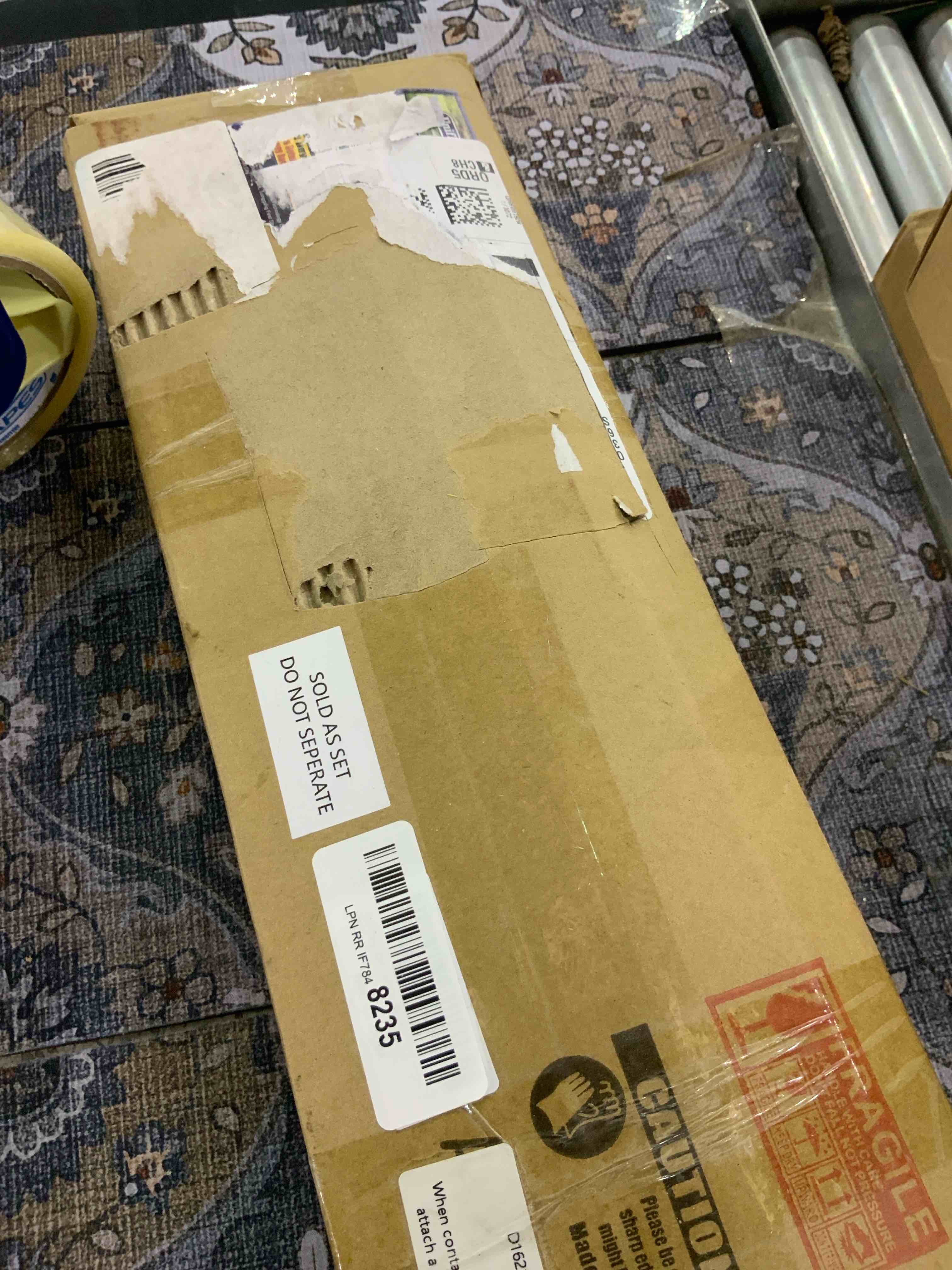 https://s3.amazonaws.com/lotting-images-prod/BargainHunt/EXS01268851_1711542717505.jpeg