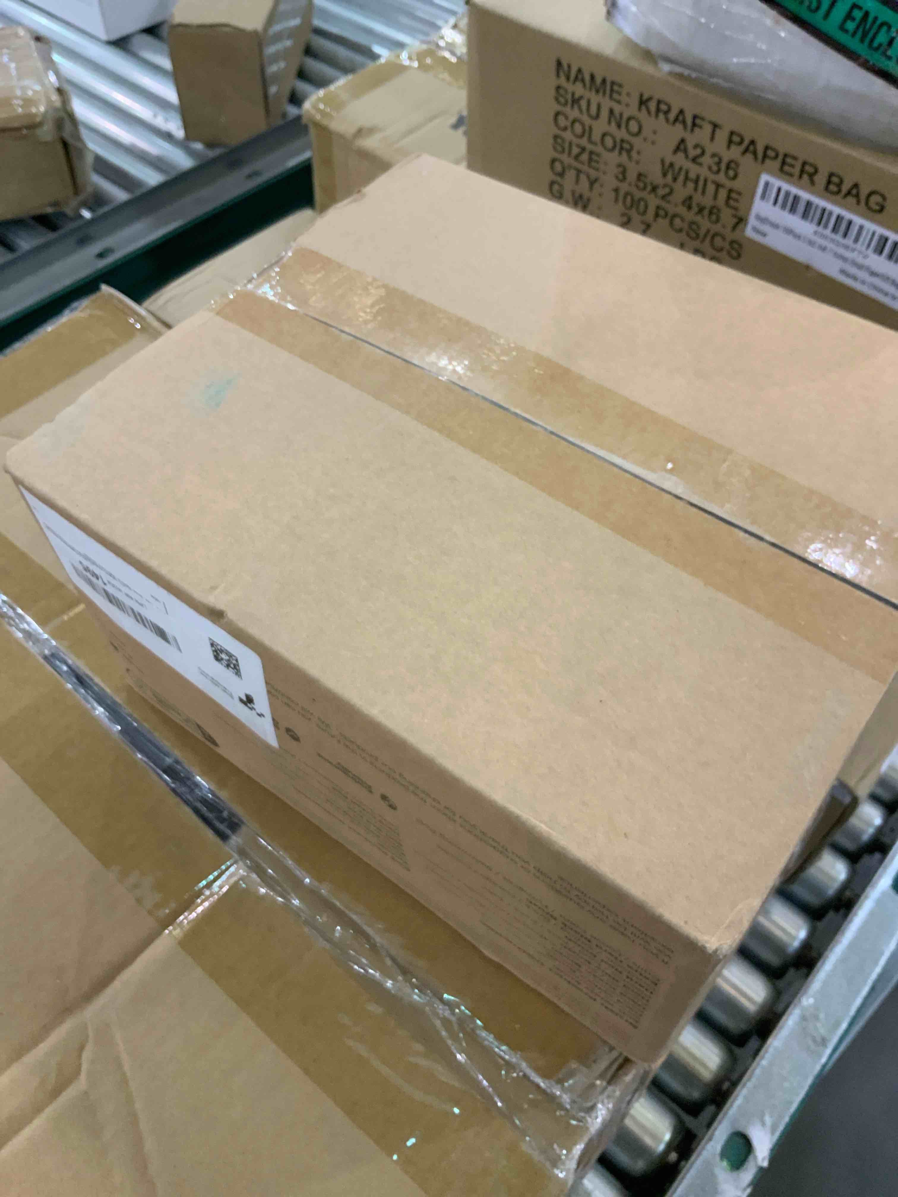 https://s3.amazonaws.com/lotting-images-prod/BargainHunt/EXS01268884_1711546975140.jpeg