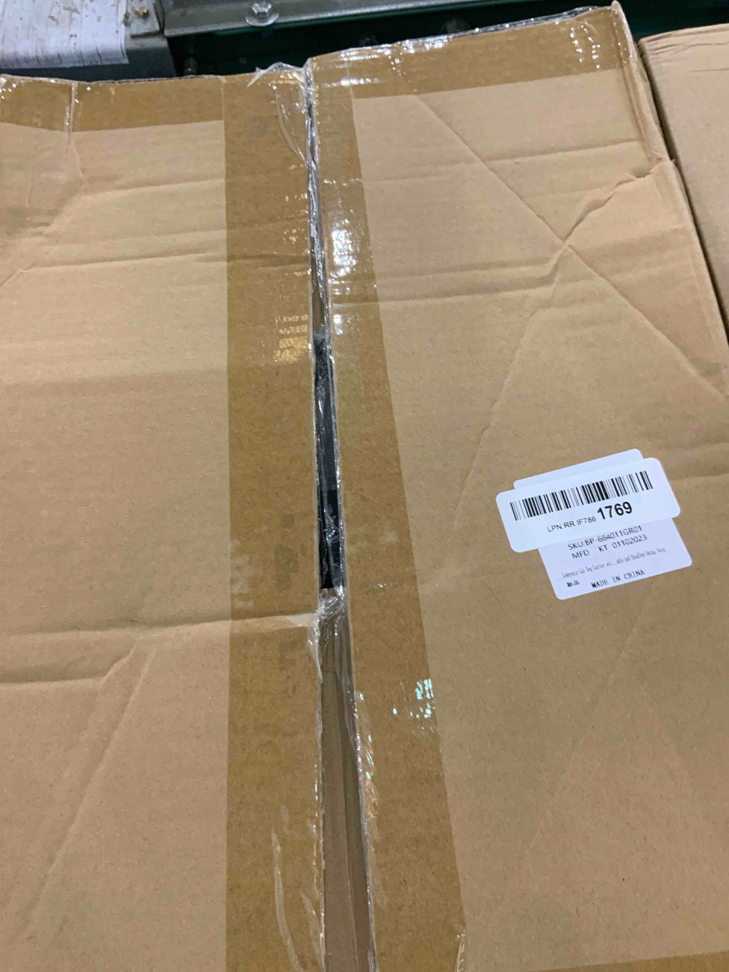 https://s3.amazonaws.com/lotting-images-prod/BargainHunt/EXS01268885_1711547035767.jpeg