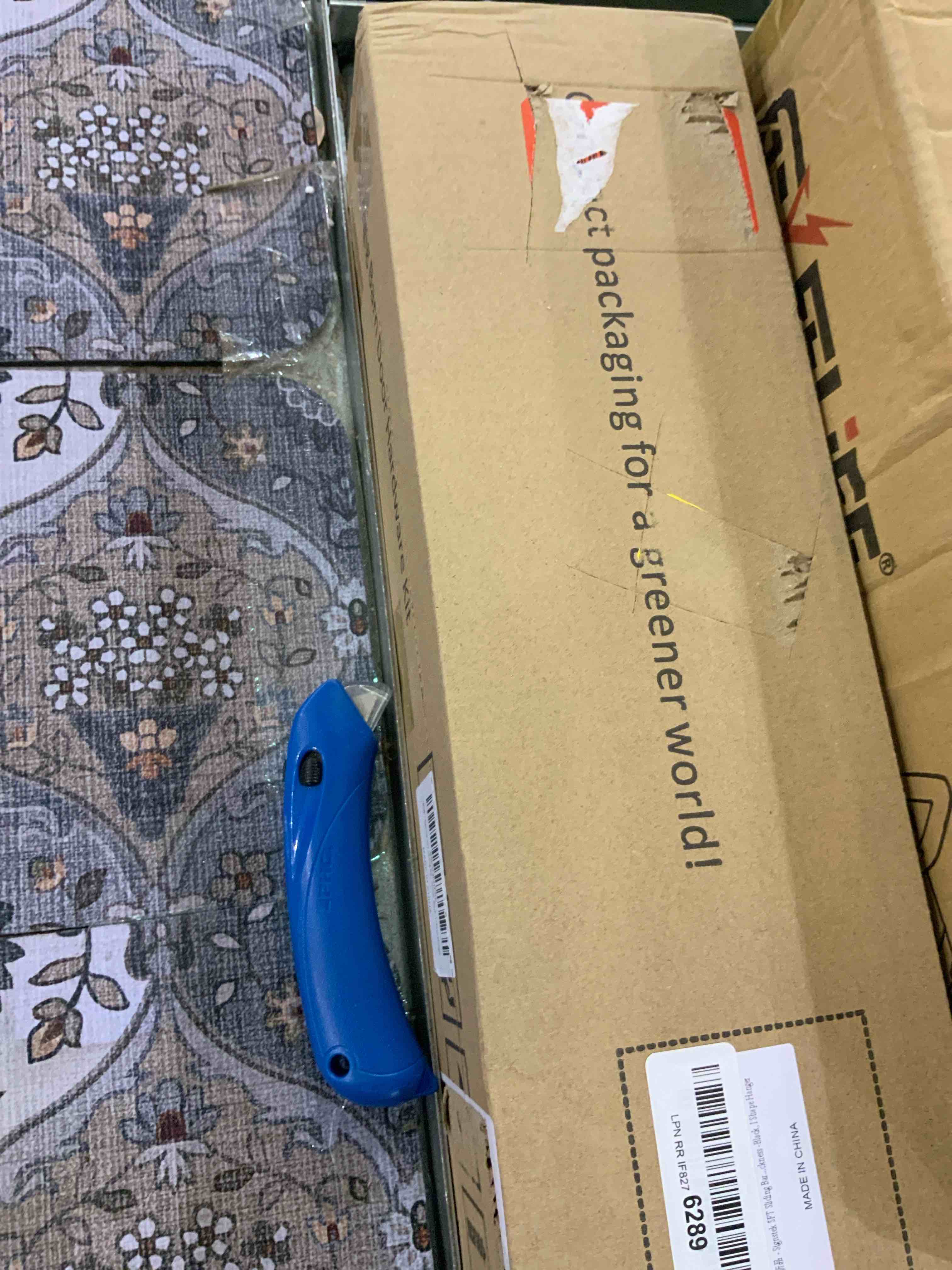 https://s3.amazonaws.com/lotting-images-prod/BargainHunt/EXS01268887_1711547267612.jpeg