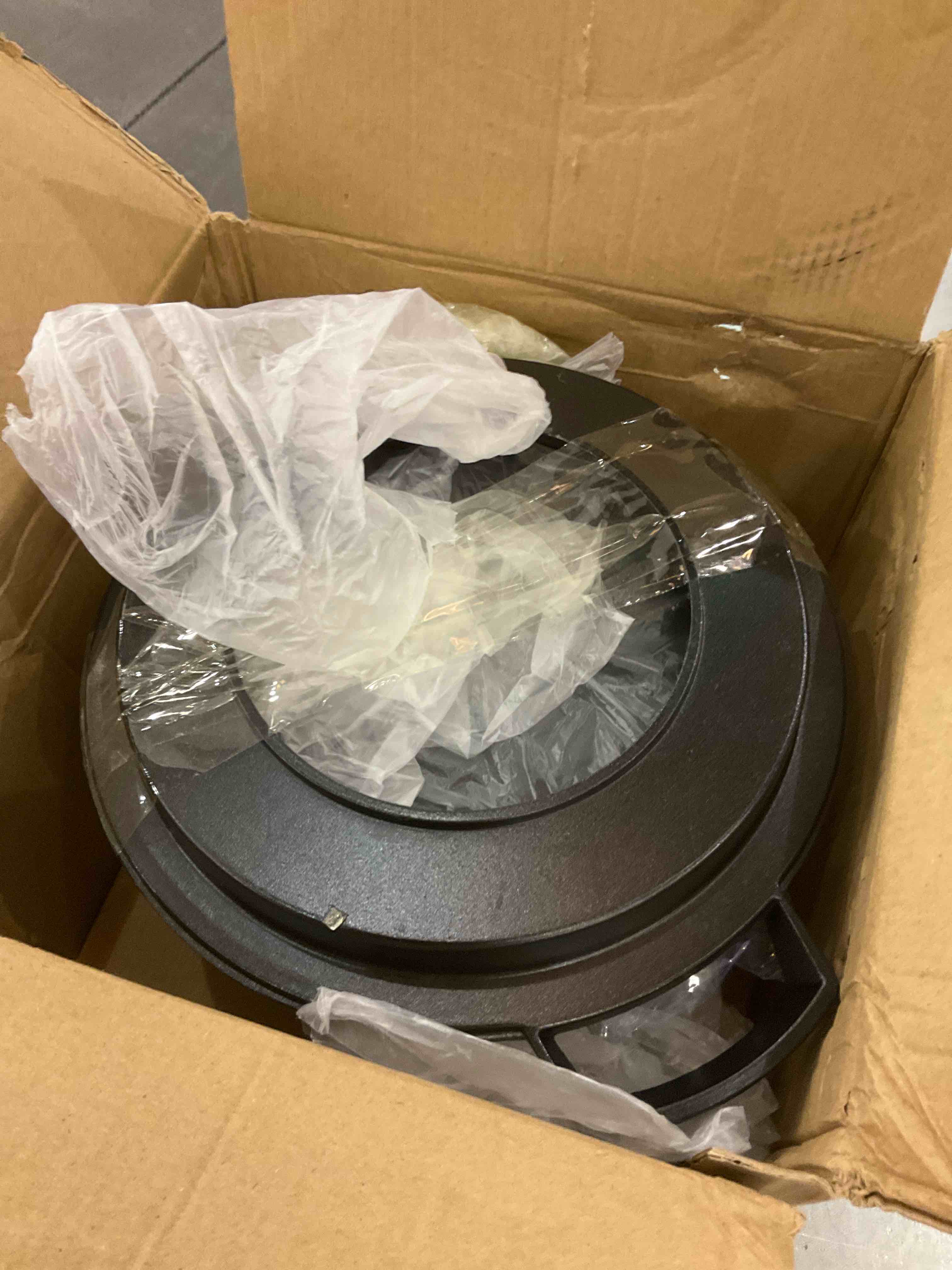 https://s3.amazonaws.com/lotting-images-prod/BargainHunt/EXS01269185_1711378437843.jpeg