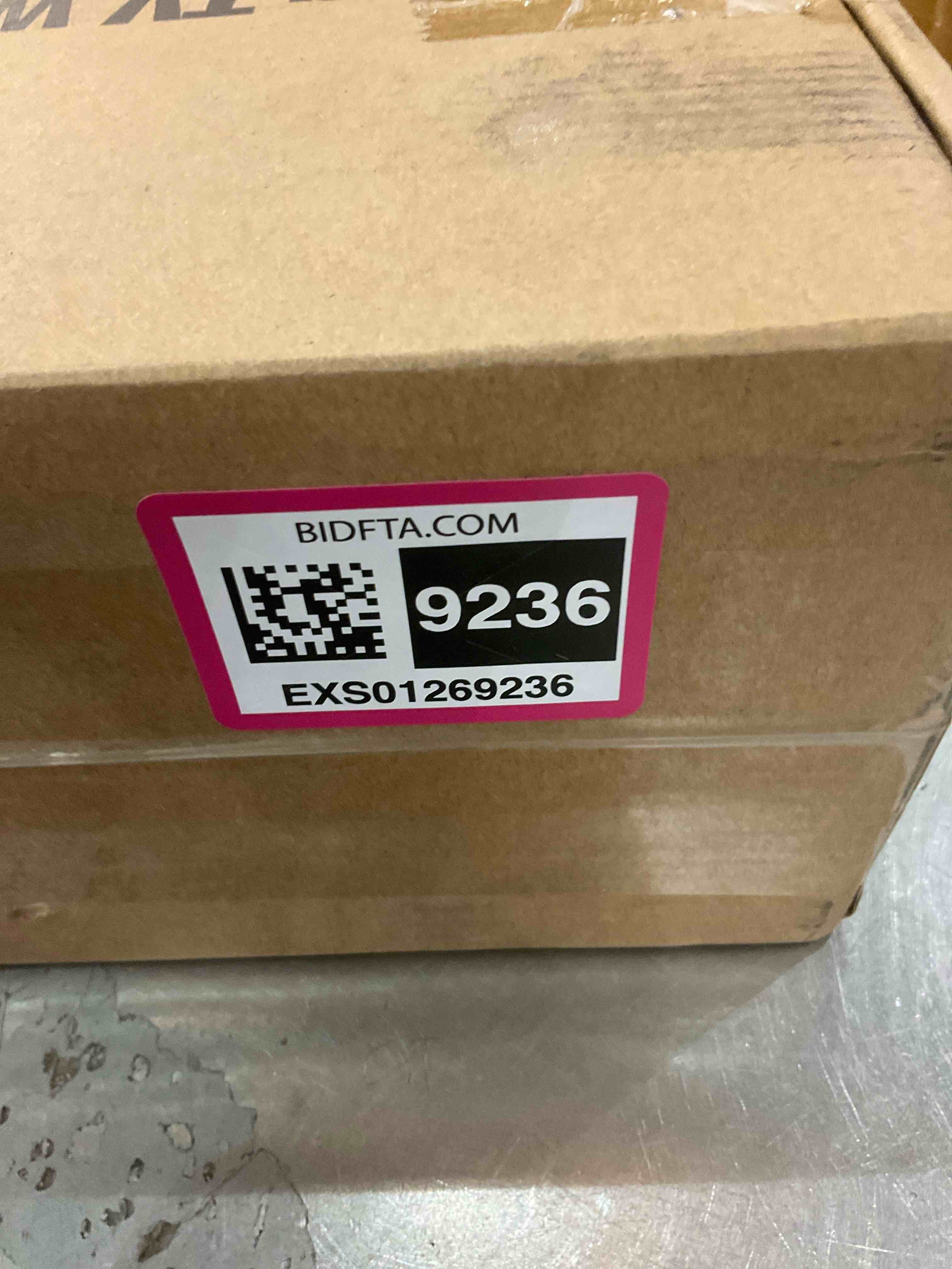 https://s3.amazonaws.com/lotting-images-prod/BargainHunt/EXS01269236_1711389031264.jpeg