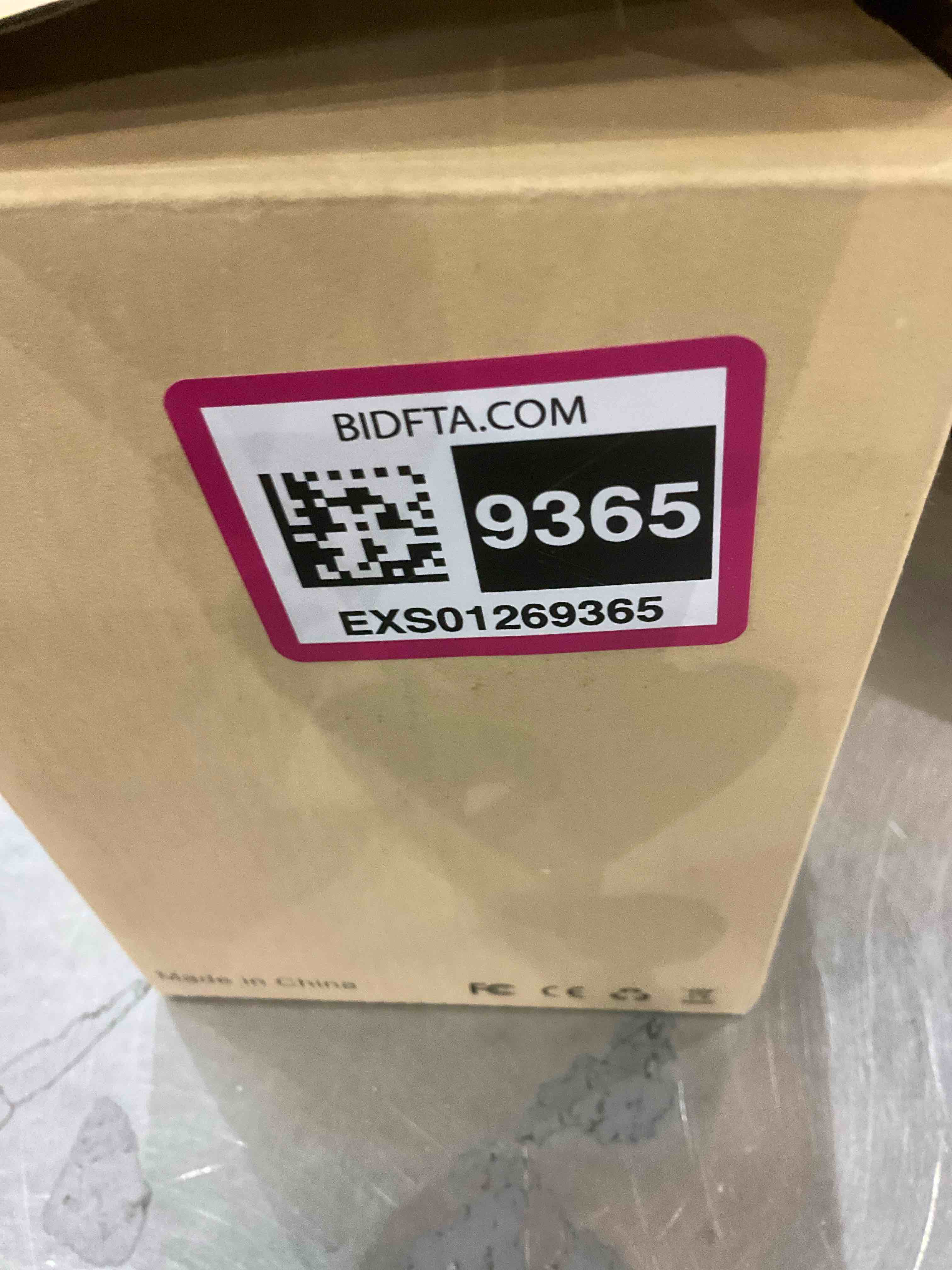 https://s3.amazonaws.com/lotting-images-prod/BargainHunt/EXS01269365_1711474264467.jpeg