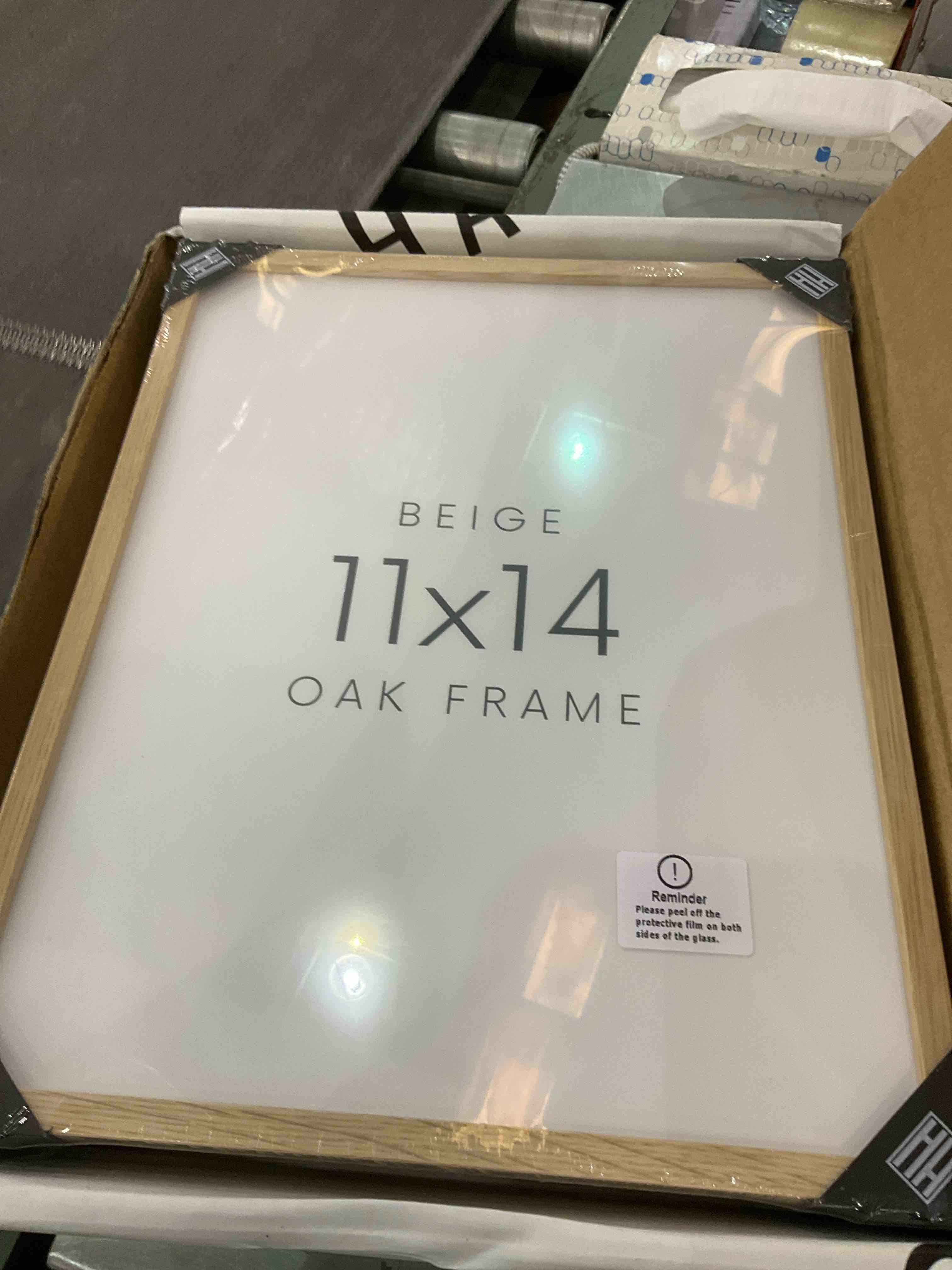 https://s3.amazonaws.com/lotting-images-prod/BargainHunt/EXS01269431_1711547002761.jpeg