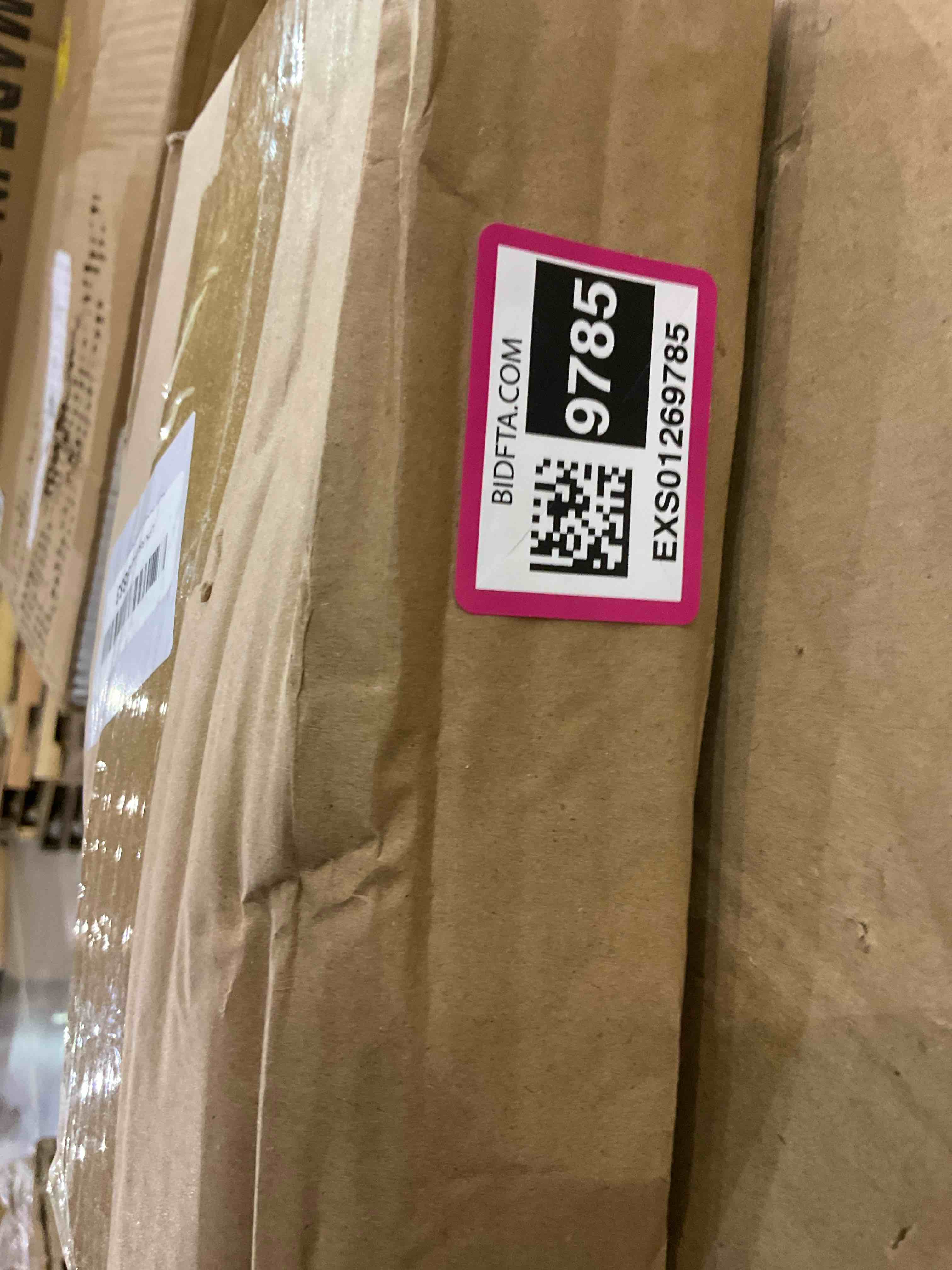 https://s3.amazonaws.com/lotting-images-prod/BargainHunt/EXS01269785_1711627100694.jpeg