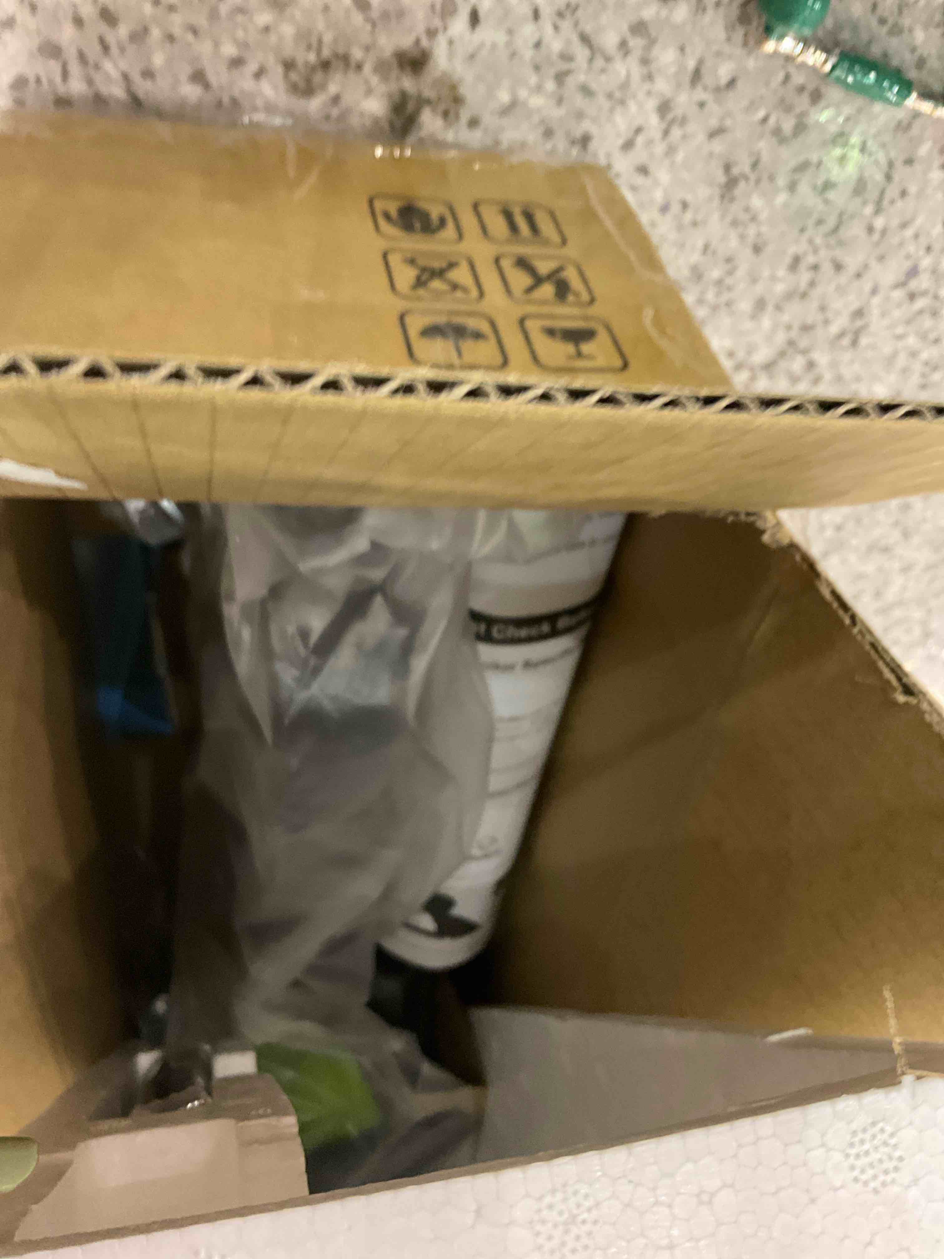 https://s3.amazonaws.com/lotting-images-prod/BargainHunt/EXS01270053_1712059749072.jpeg