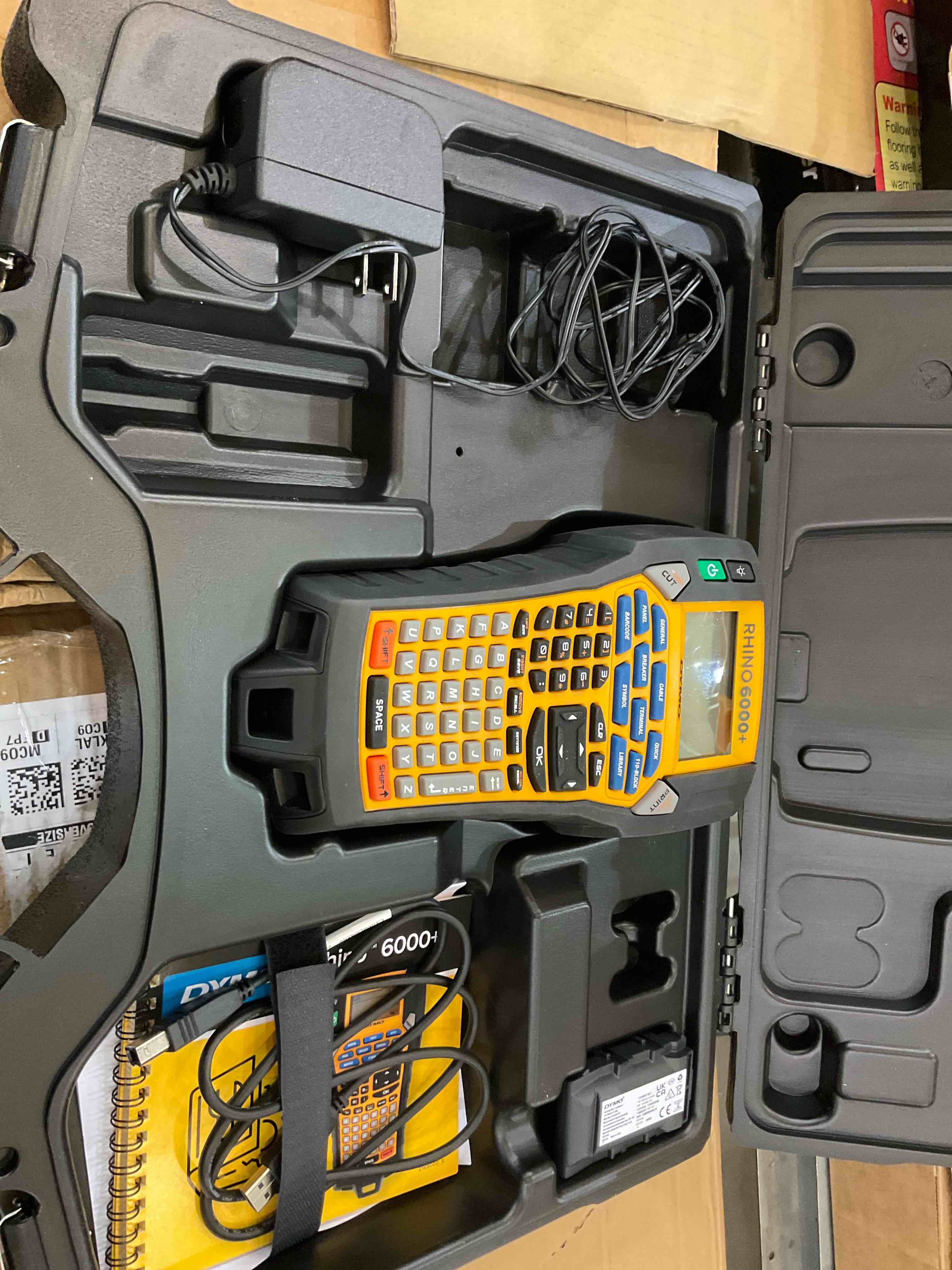 https://s3.amazonaws.com/lotting-images-prod/BargainHunt/EXS01270193_1712155837979.jpeg