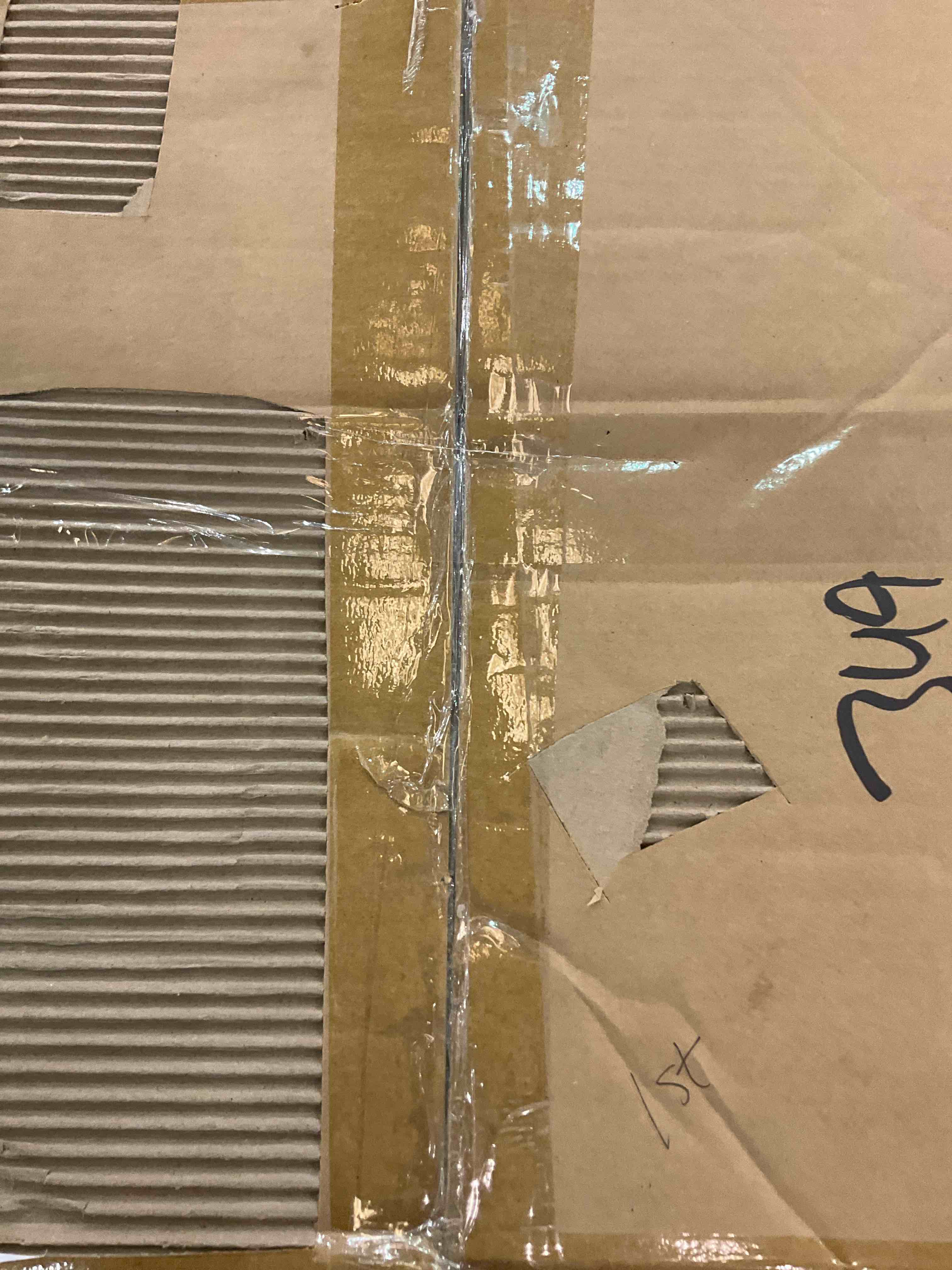 https://s3.amazonaws.com/lotting-images-prod/BargainHunt/EXS01270453_1712339400477.jpeg