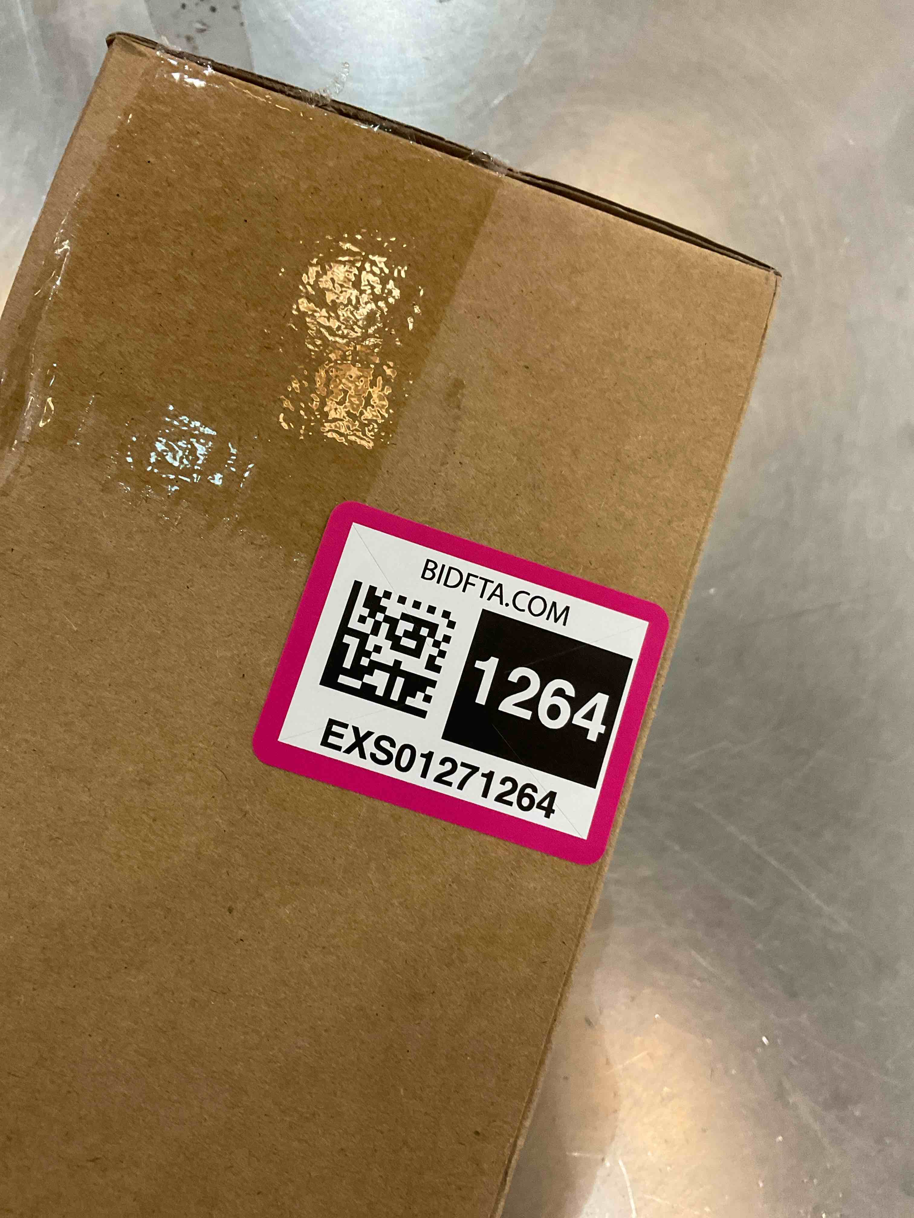https://s3.amazonaws.com/lotting-images-prod/BargainHunt/EXS01271264_1711564502496.jpeg