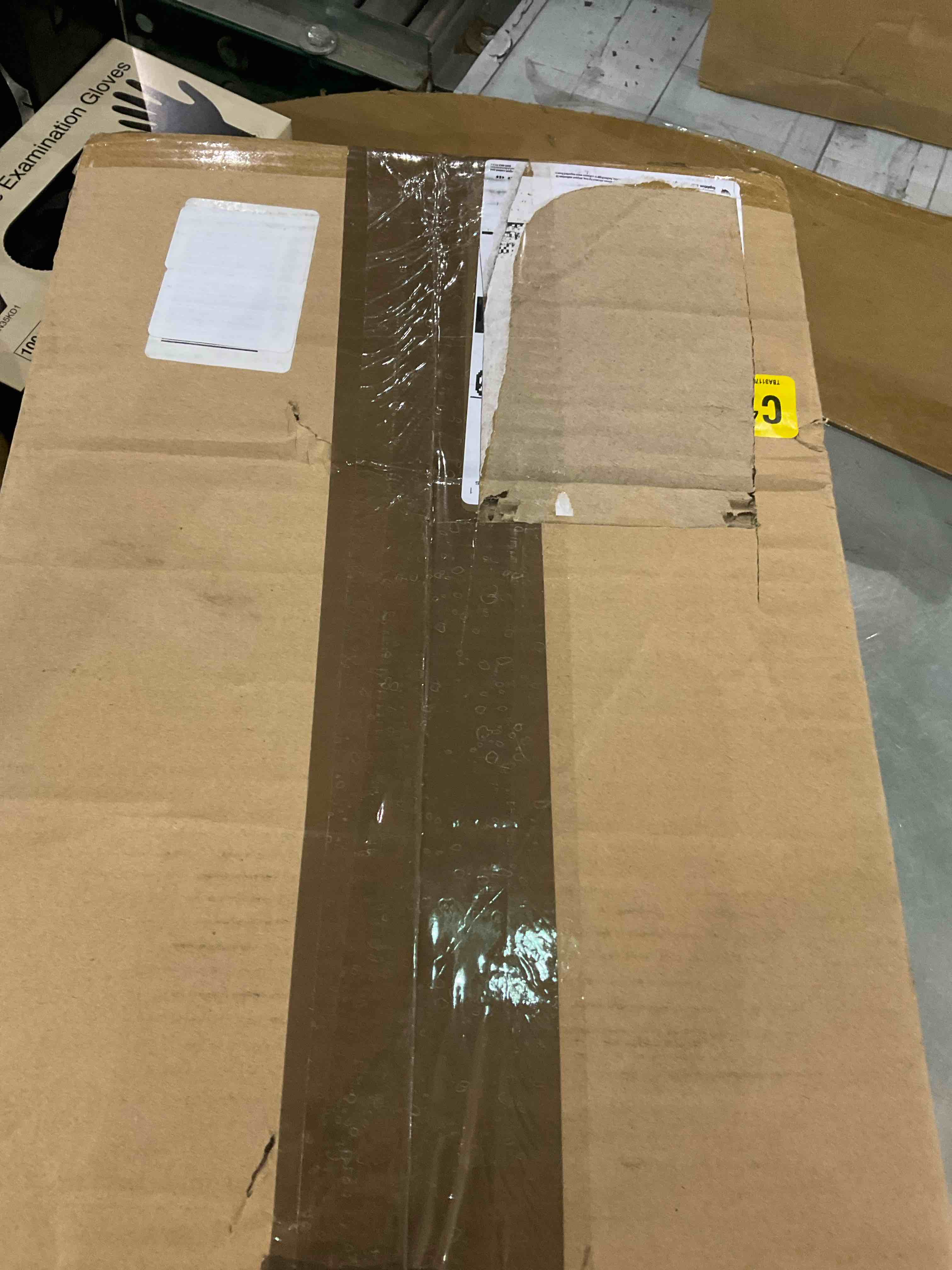 https://s3.amazonaws.com/lotting-images-prod/BargainHunt/EXS01271439_1711970080910.jpeg