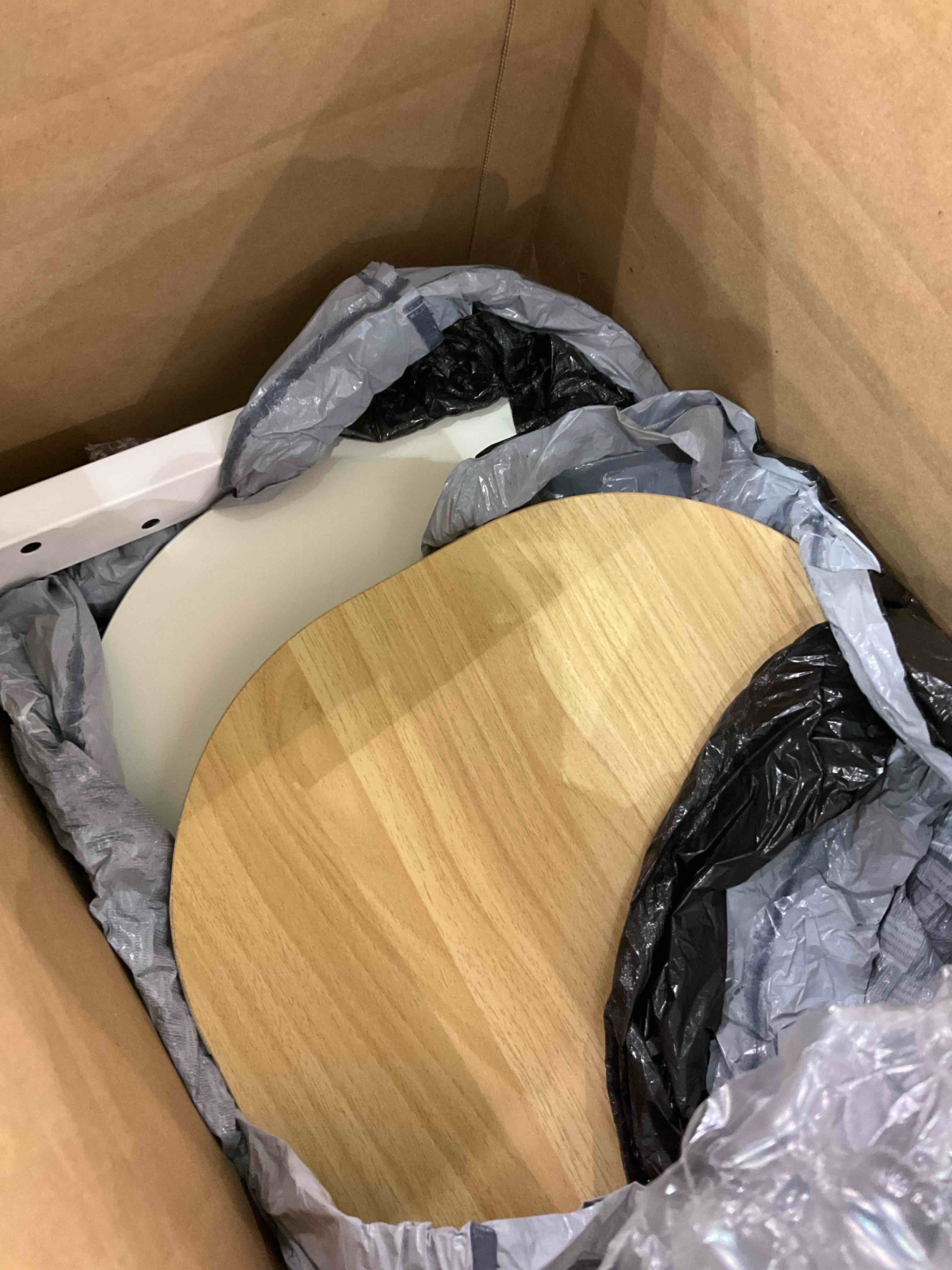 C Shaped Side Table, Modern C Shaped End Table for Small Spaces, Small Couch Side Tables That Slide Under, Wood Coffee Table for Sofa and Bed, 18â€?L X 12â€?W Tabletop (Wood+White)