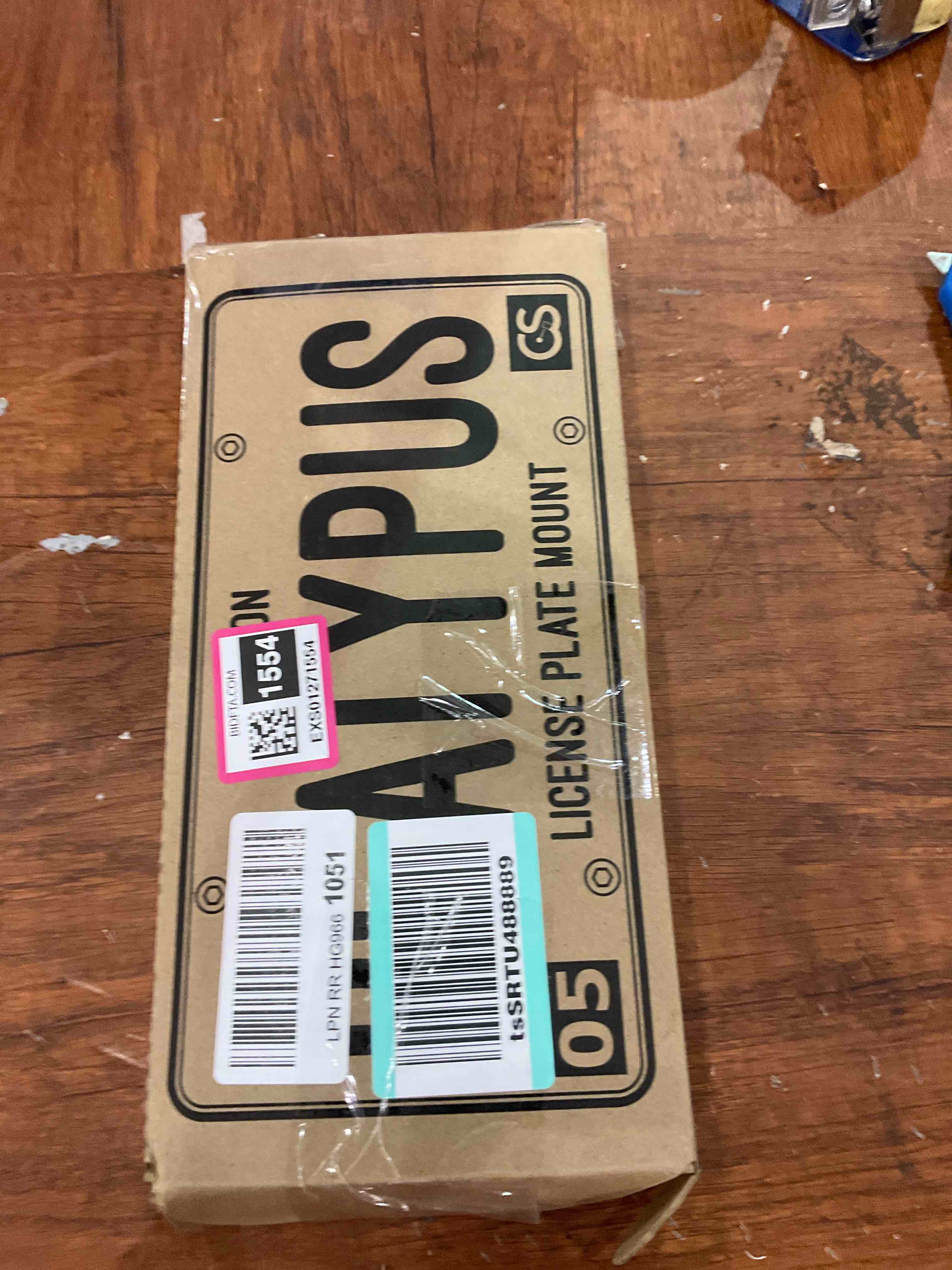https://s3.amazonaws.com/lotting-images-prod/BargainHunt/EXS01271554_1713871236377.jpeg