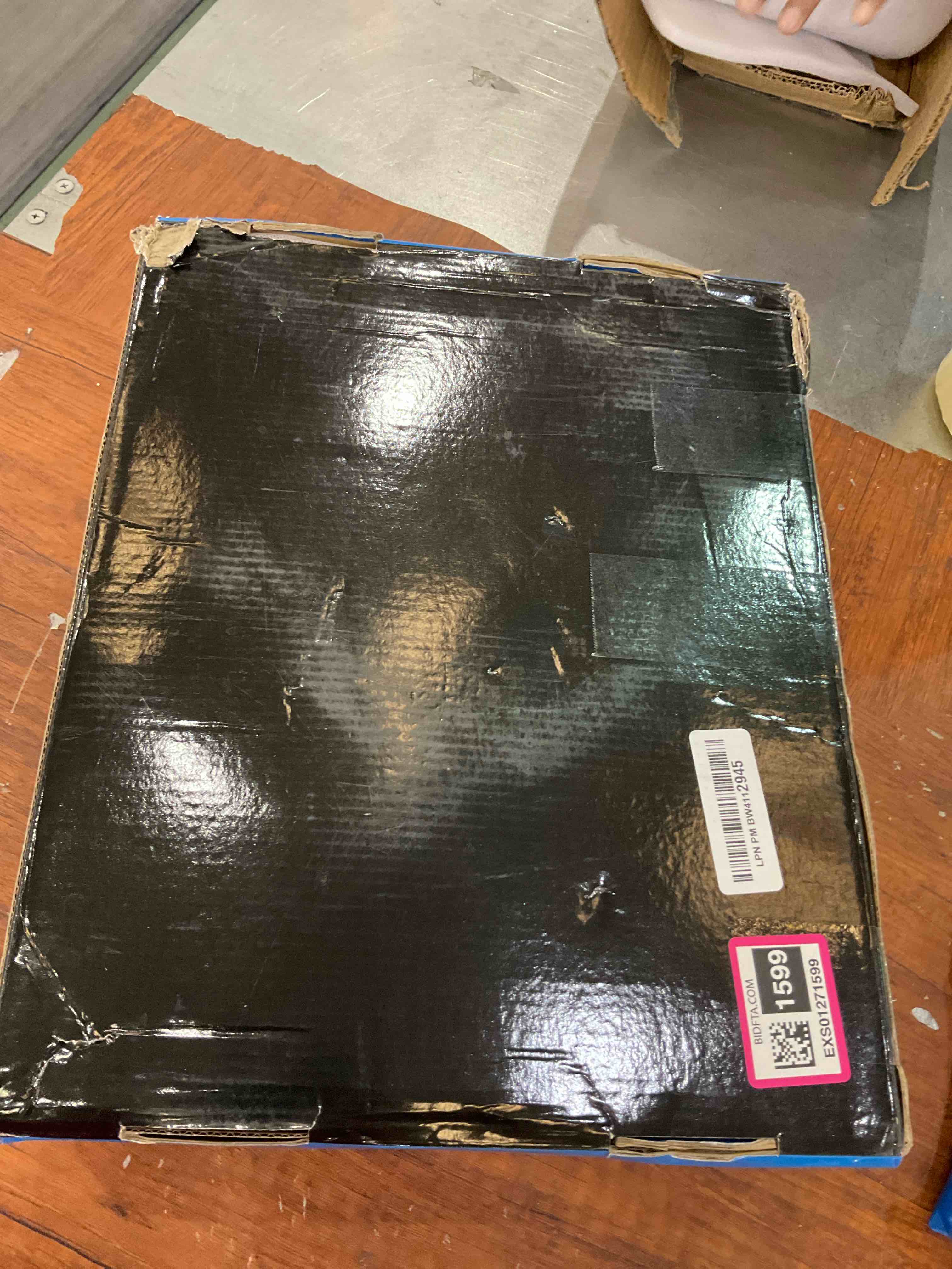 https://s3.amazonaws.com/lotting-images-prod/BargainHunt/EXS01271599_1713880945760.jpeg