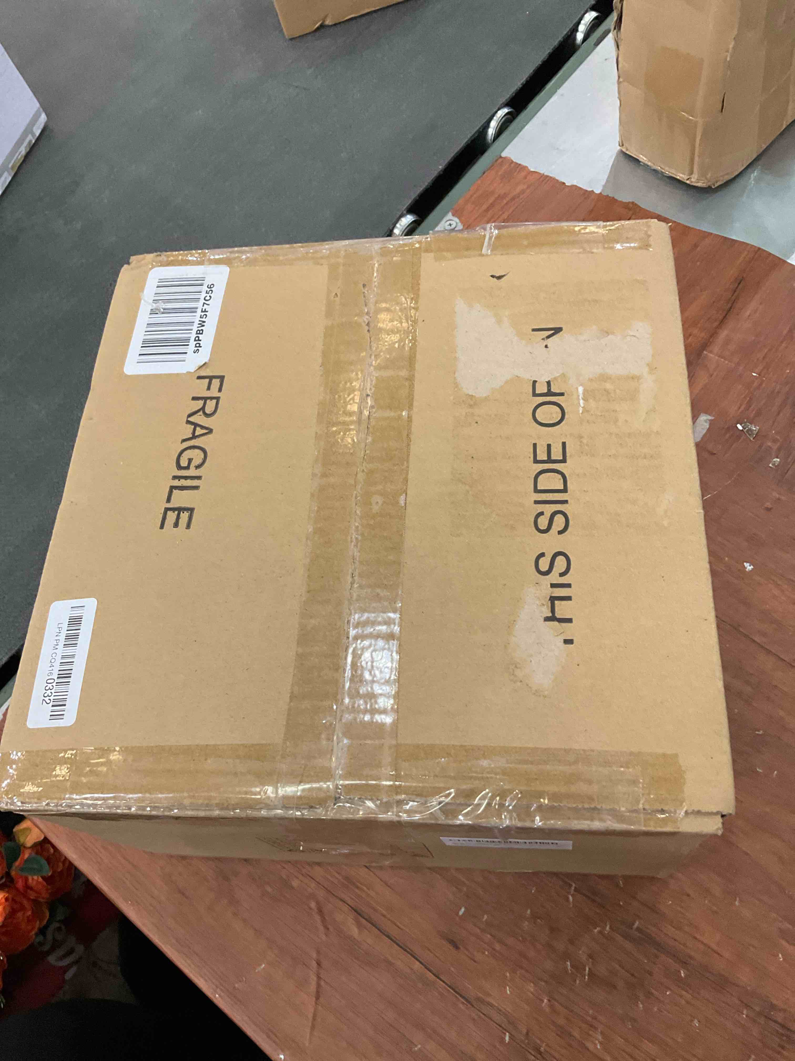 https://s3.amazonaws.com/lotting-images-prod/BargainHunt/EXS01271685_1713972826202.jpeg