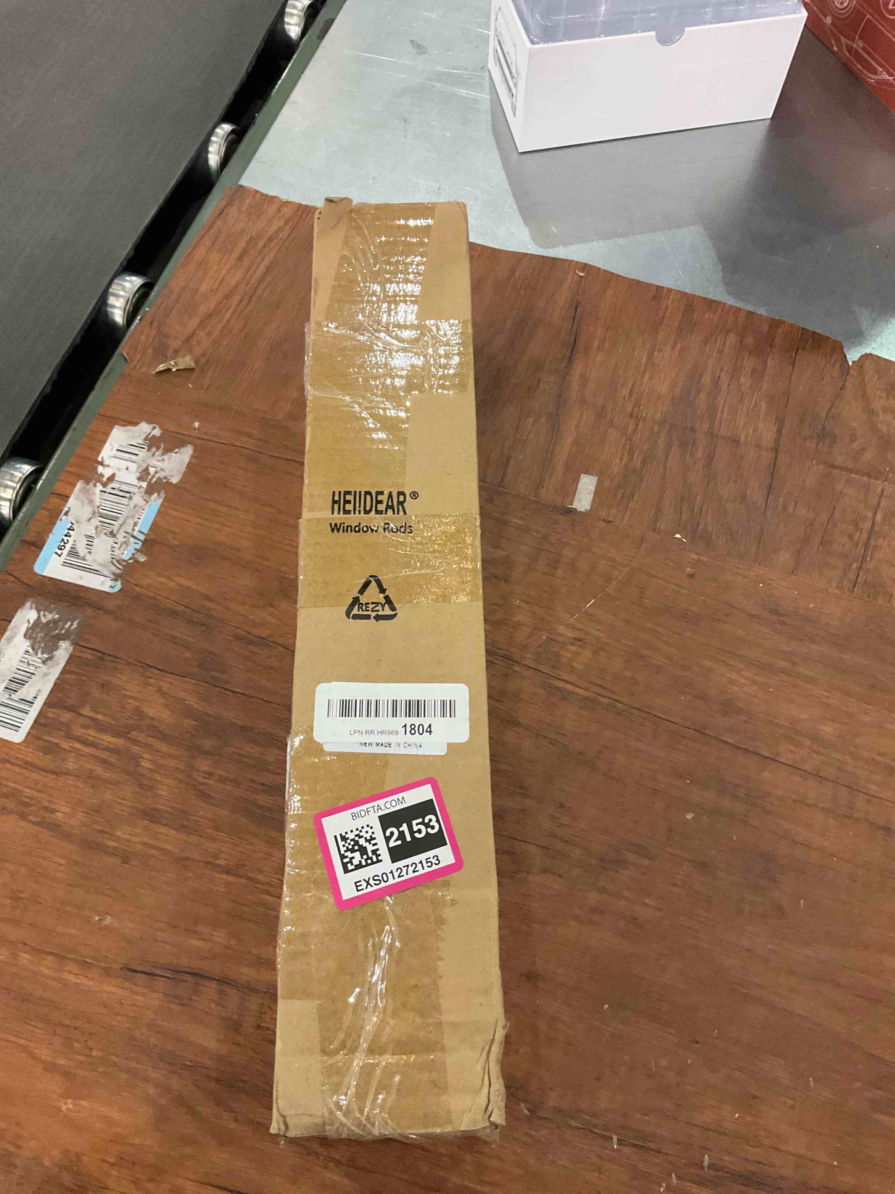 https://s3.amazonaws.com/lotting-images-prod/BargainHunt/EXS01272153_1712343598762.jpeg