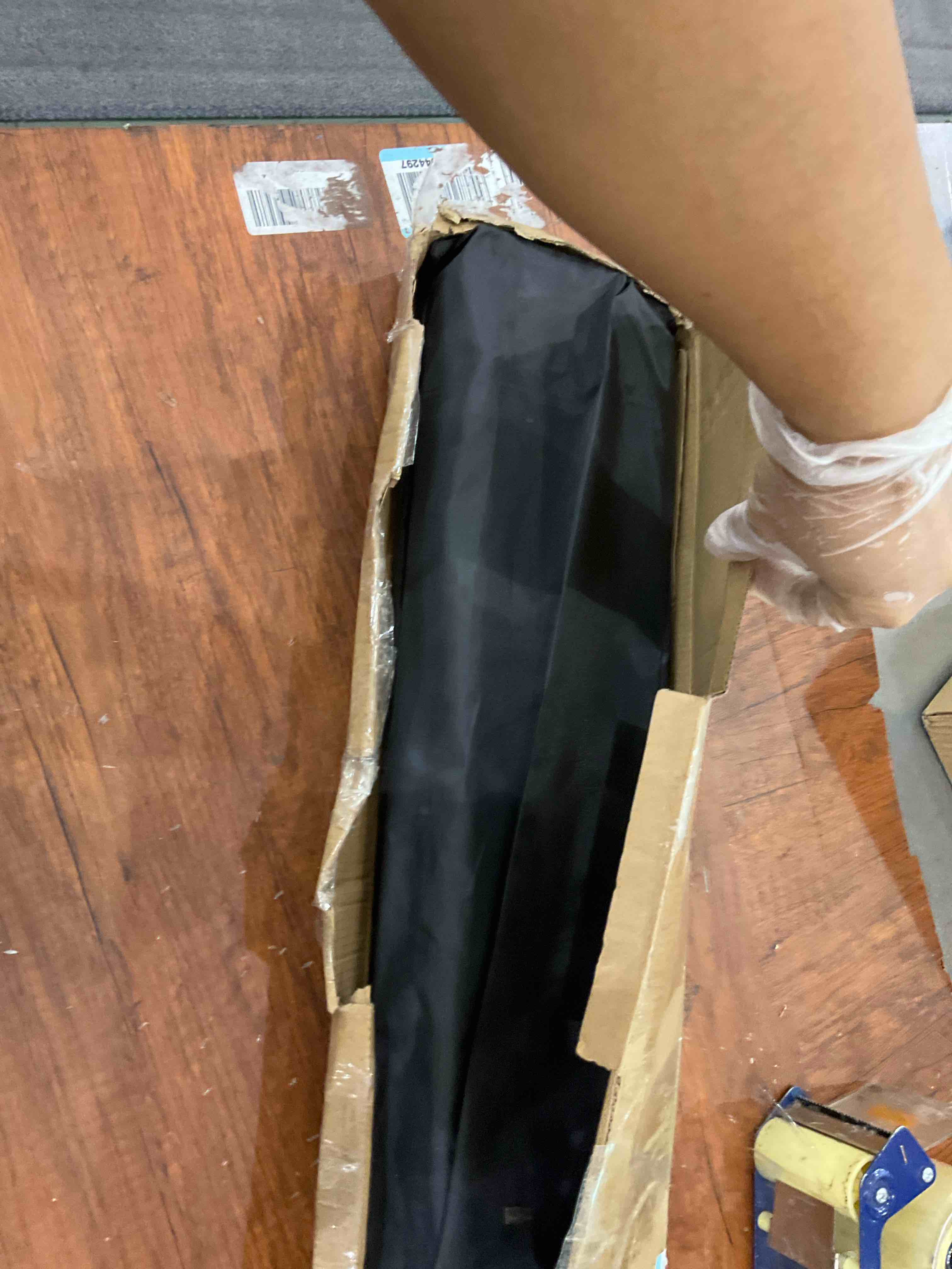 https://s3.amazonaws.com/lotting-images-prod/BargainHunt/EXS01272258_1712597817302.jpeg