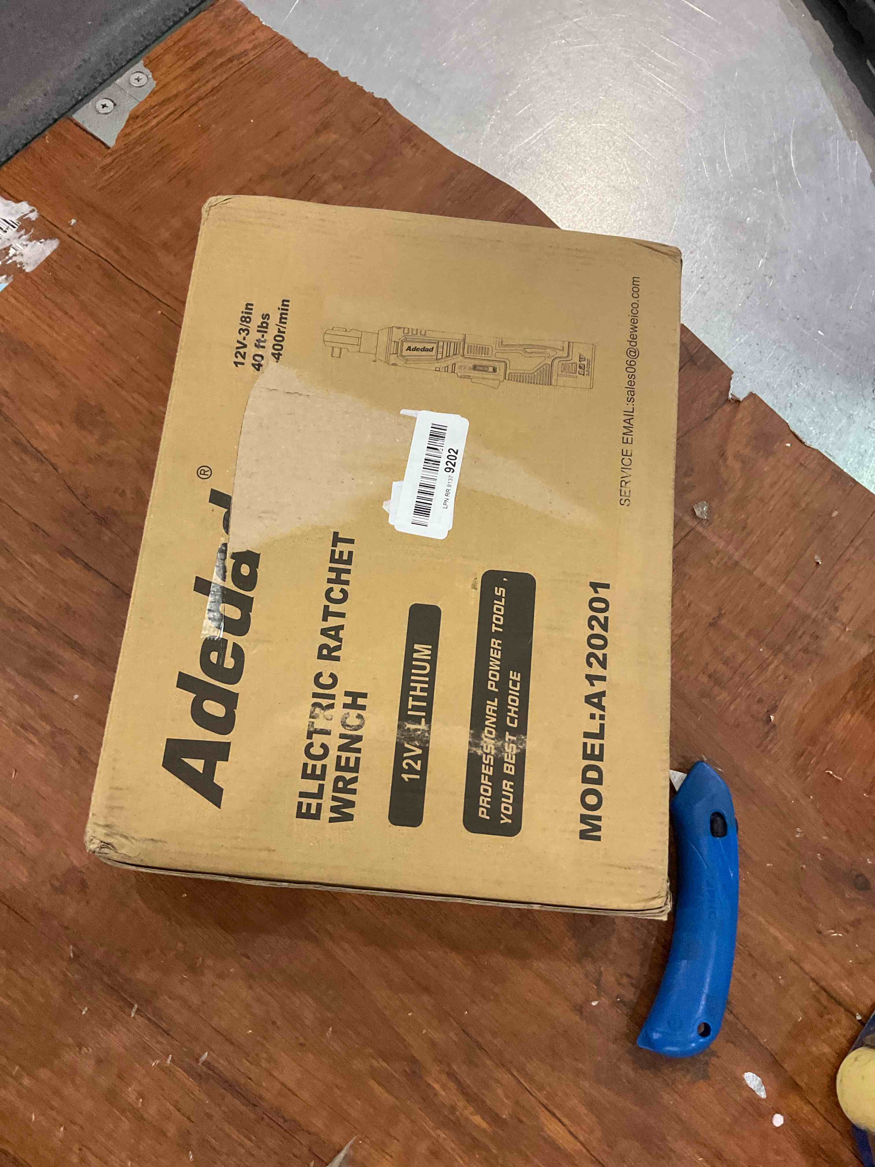 https://s3.amazonaws.com/lotting-images-prod/BargainHunt/EXS01272353_1712683263694.jpeg