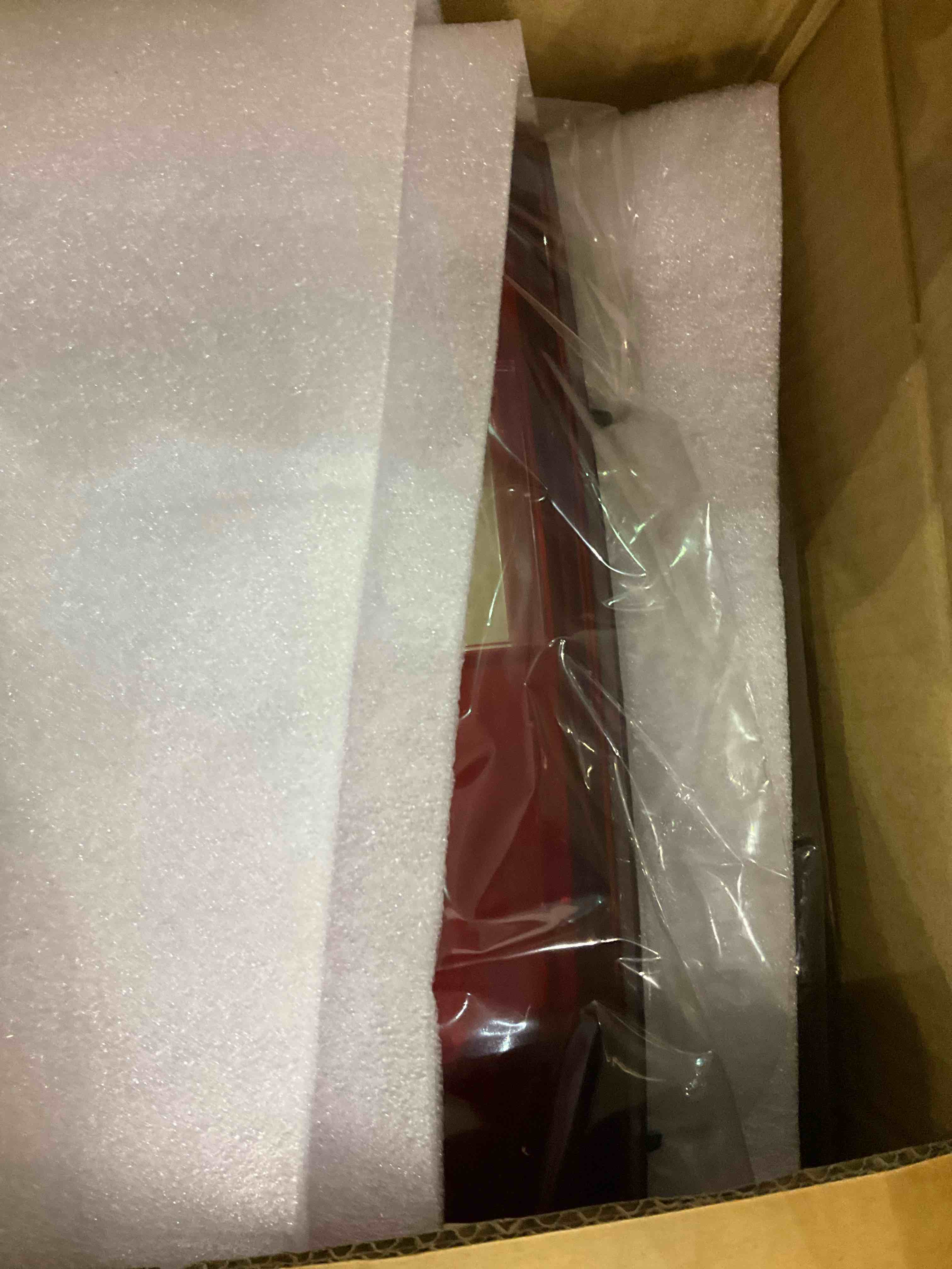 https://s3.amazonaws.com/lotting-images-prod/BargainHunt/EXS01272665_1711714208795.jpeg
