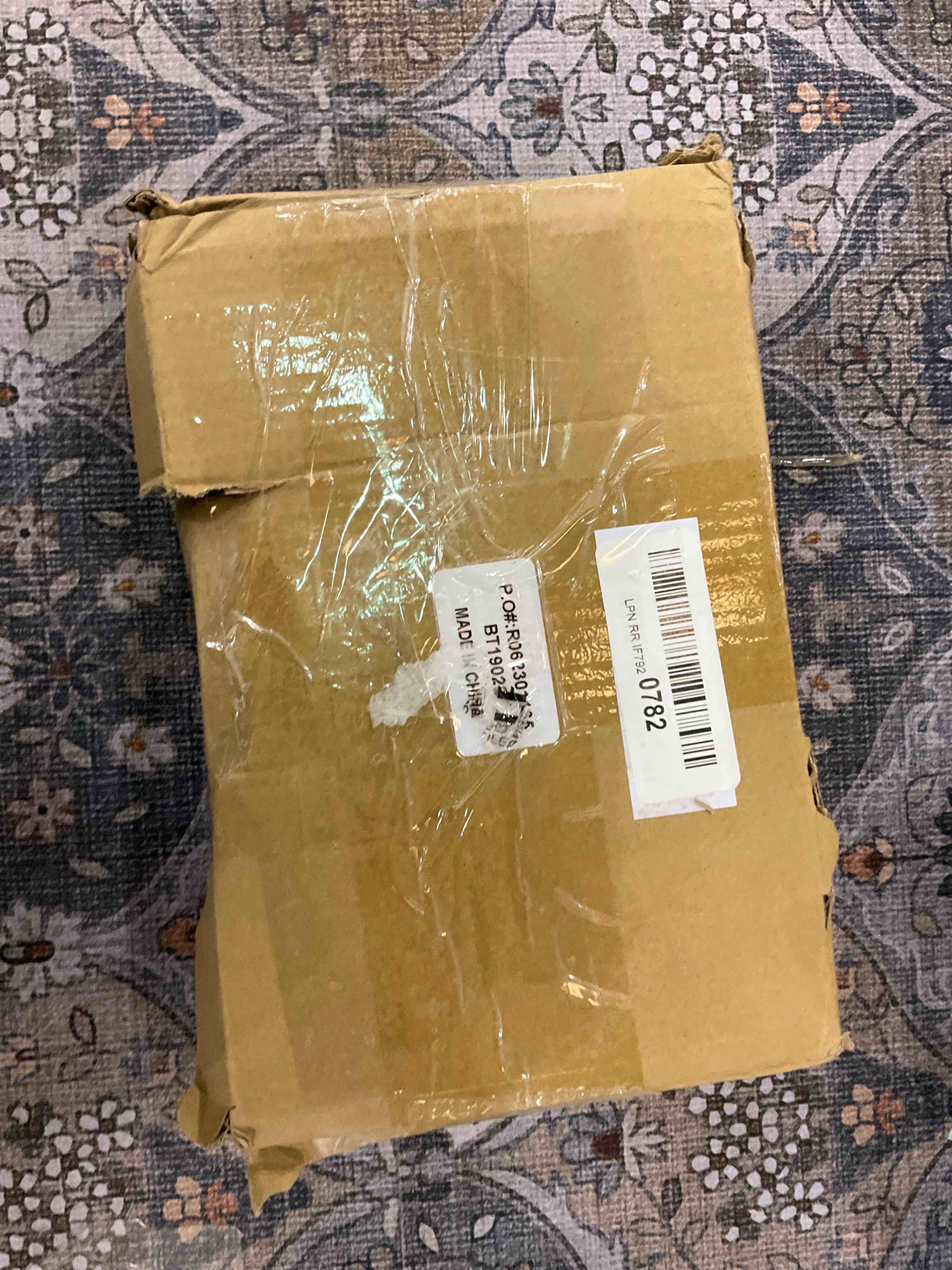 https://s3.amazonaws.com/lotting-images-prod/BargainHunt/EXS01272865_1711980999123.jpeg