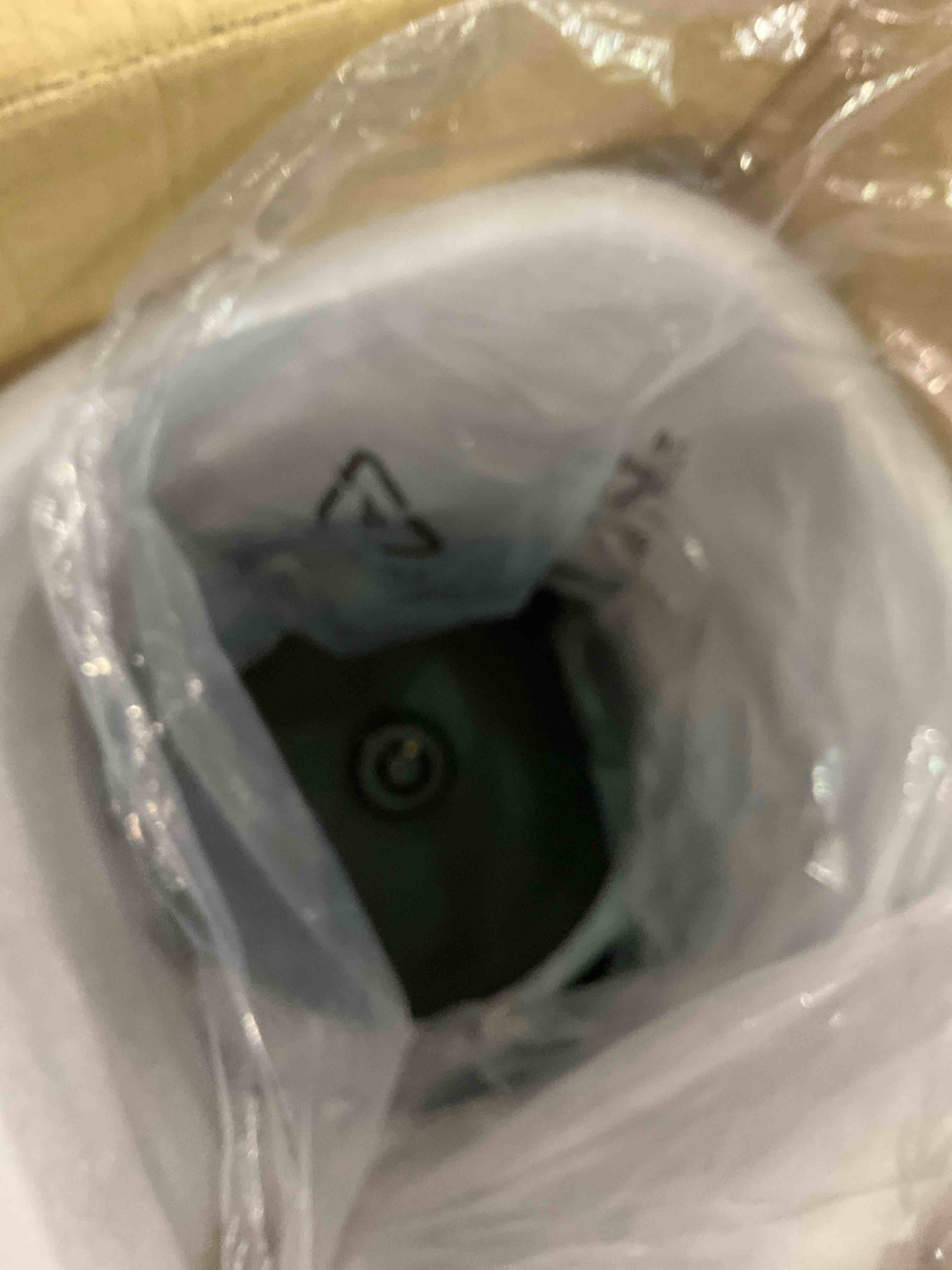 https://s3.amazonaws.com/lotting-images-prod/BargainHunt/EXS01273046_1712077470557.jpeg