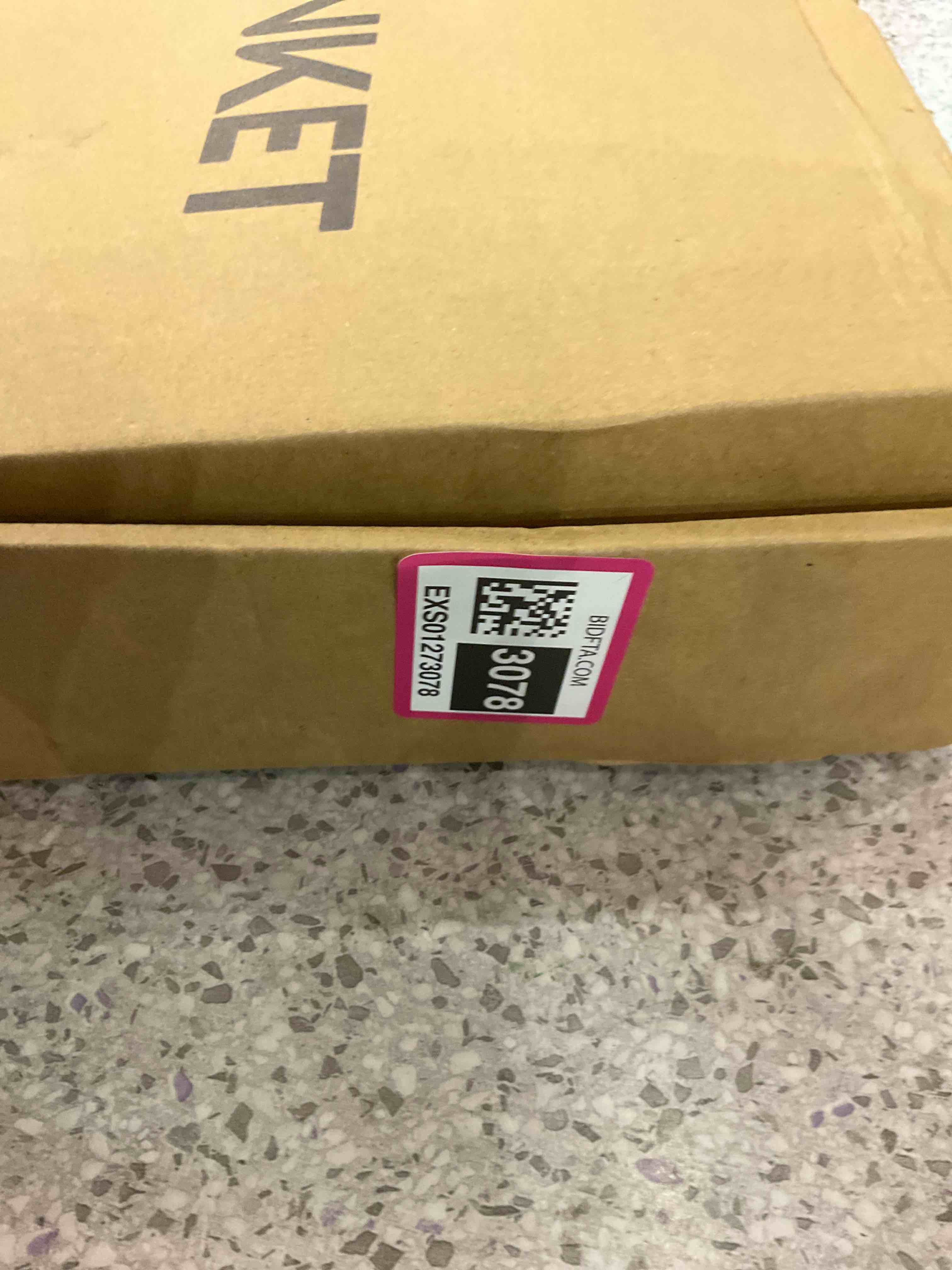 https://s3.amazonaws.com/lotting-images-prod/BargainHunt/EXS01273078_1712147991876.jpeg