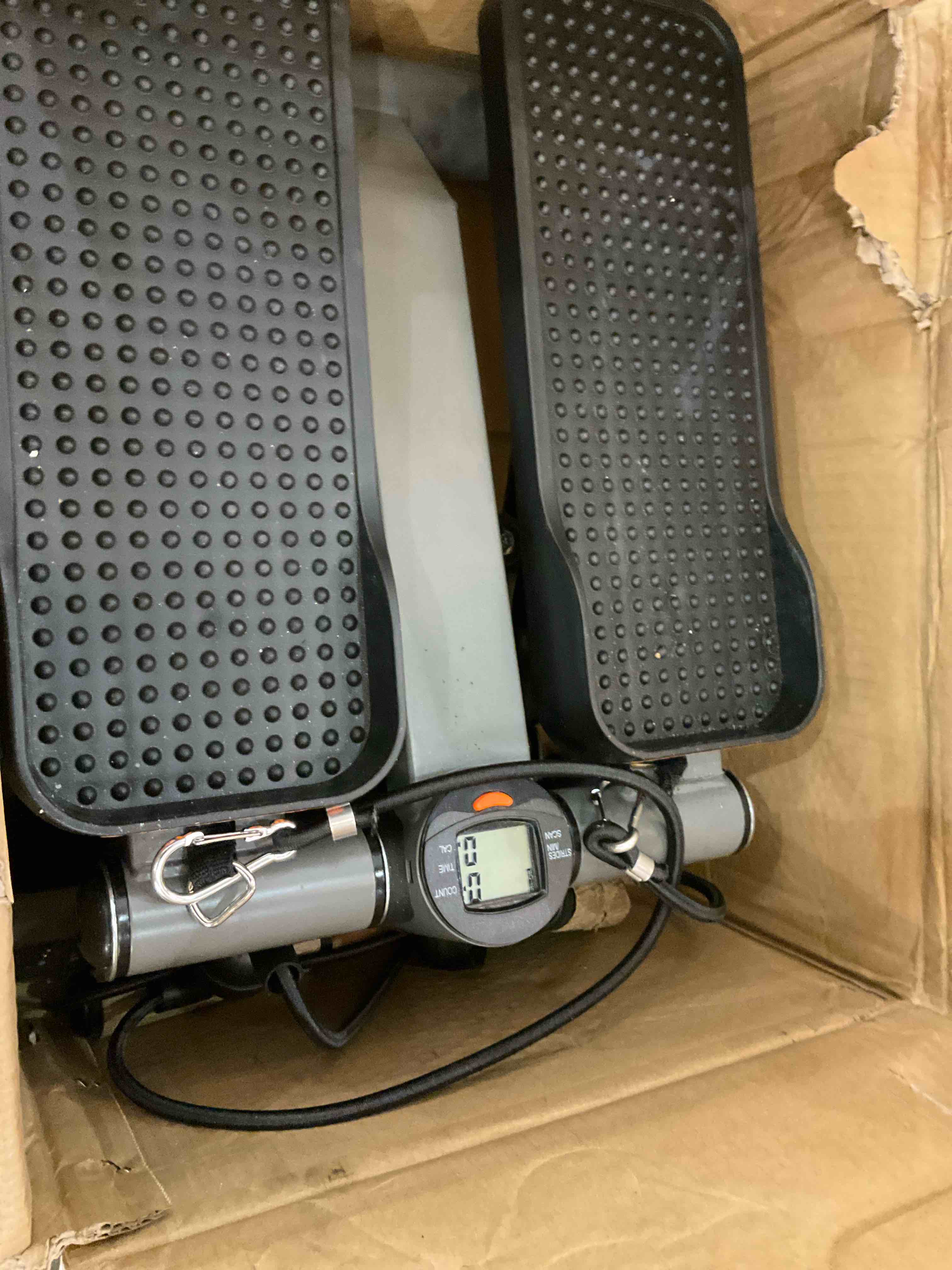 https://s3.amazonaws.com/lotting-images-prod/BargainHunt/EXS01273111_1712154612732.jpeg