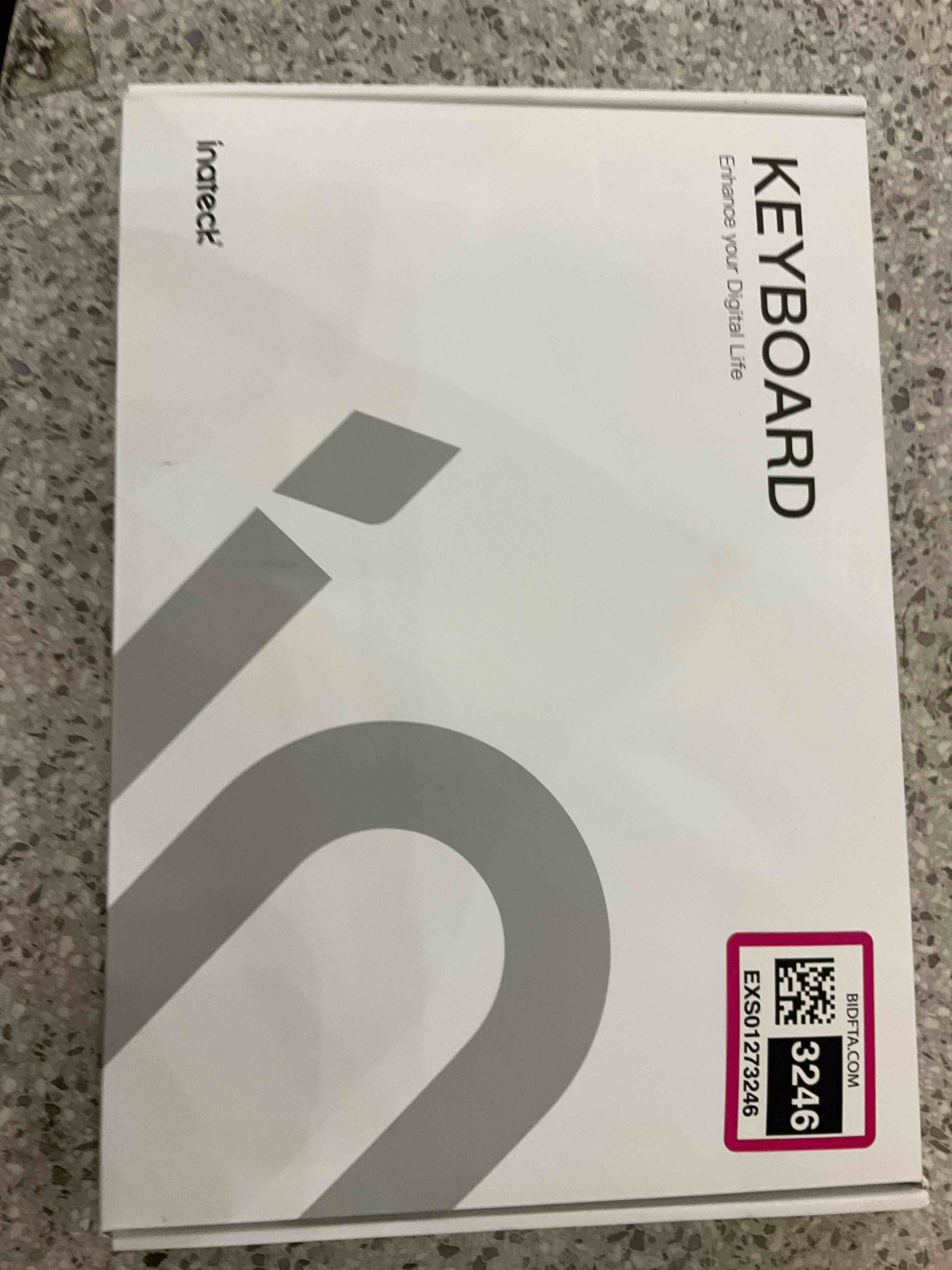 https://s3.amazonaws.com/lotting-images-prod/BargainHunt/EXS01273246_1712258153671.jpeg