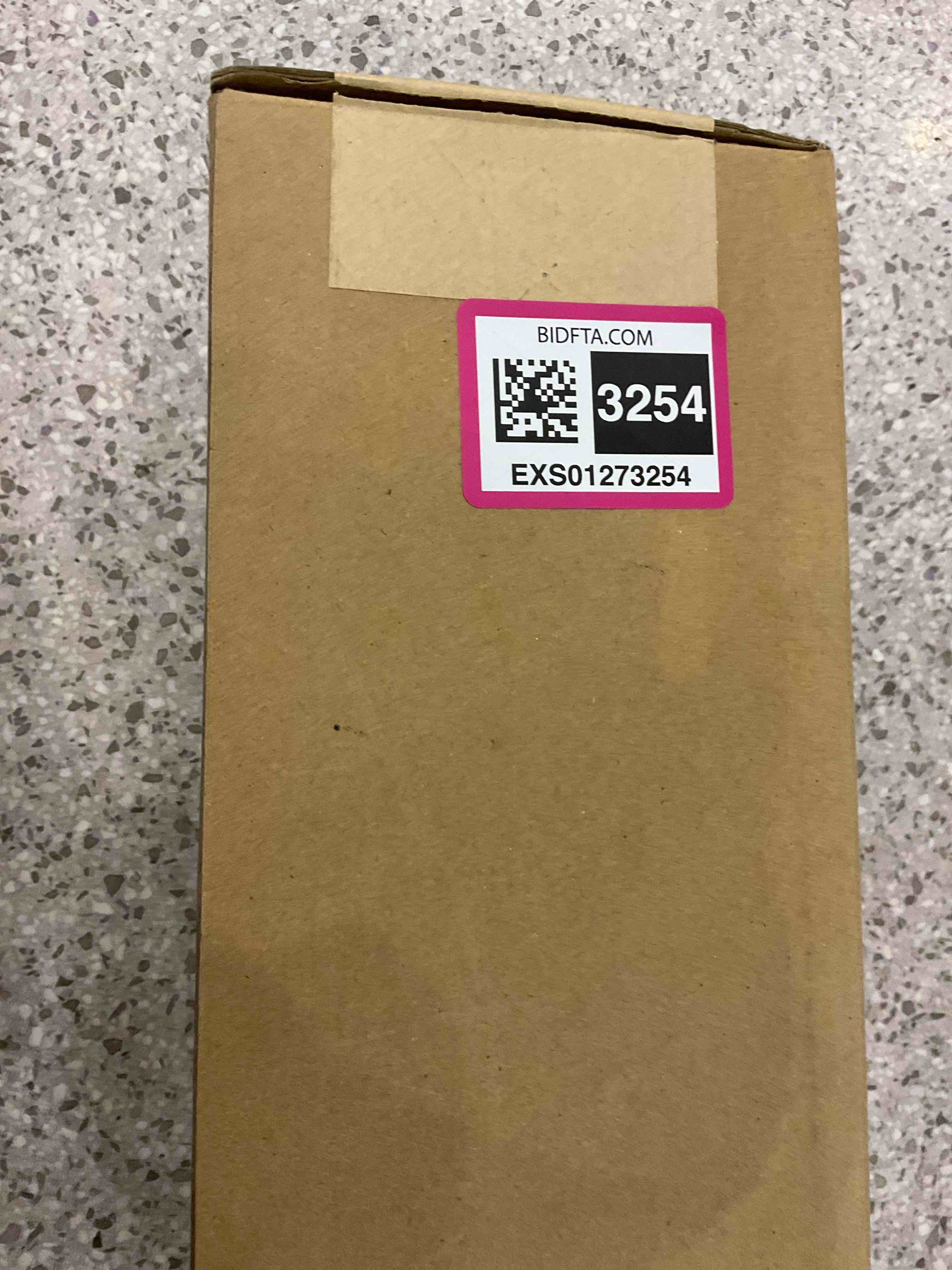 https://s3.amazonaws.com/lotting-images-prod/BargainHunt/EXS01273254_1712316982156.jpeg