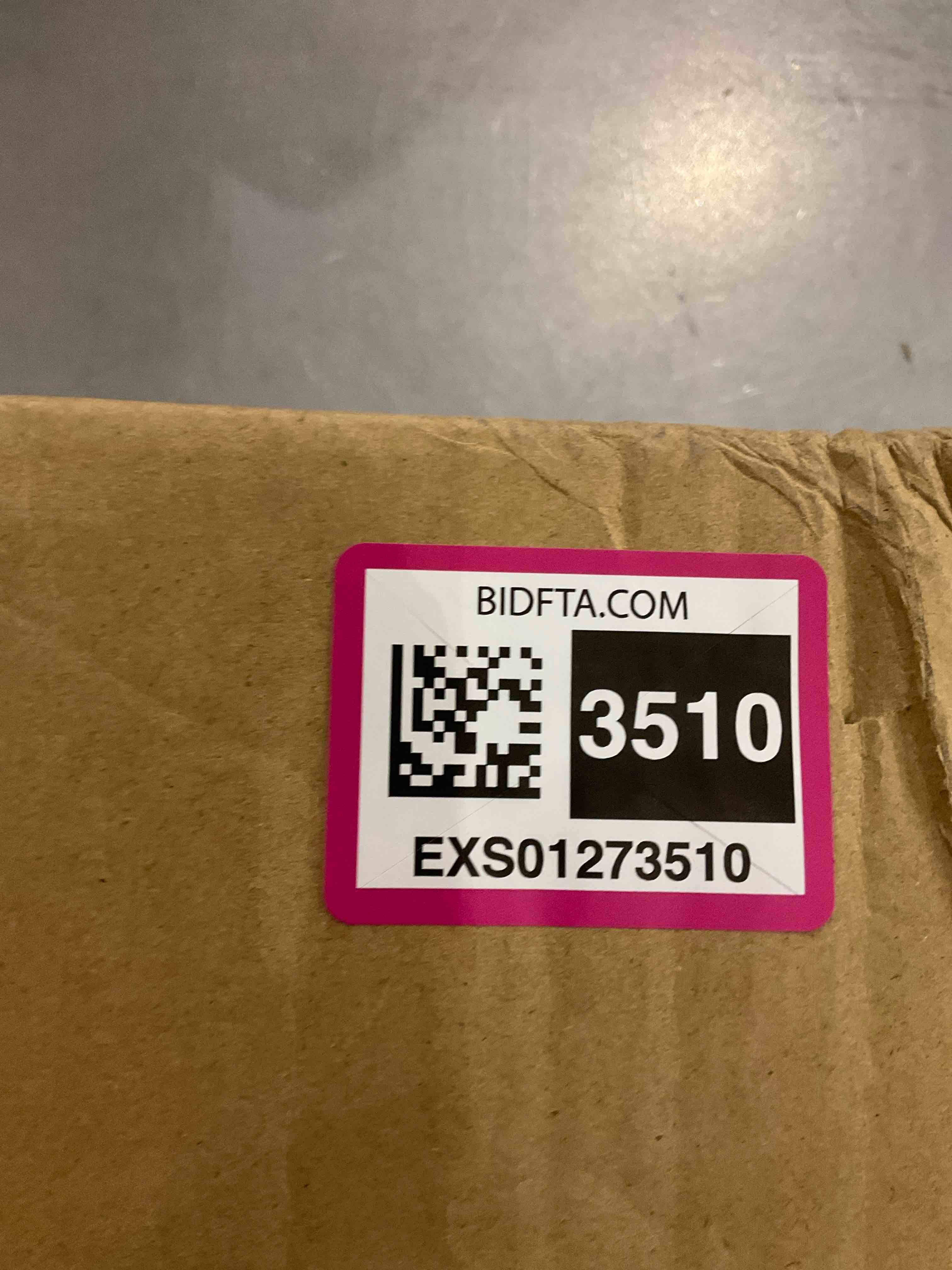 https://s3.amazonaws.com/lotting-images-prod/BargainHunt/EXS01273510_1711713877182.jpeg
