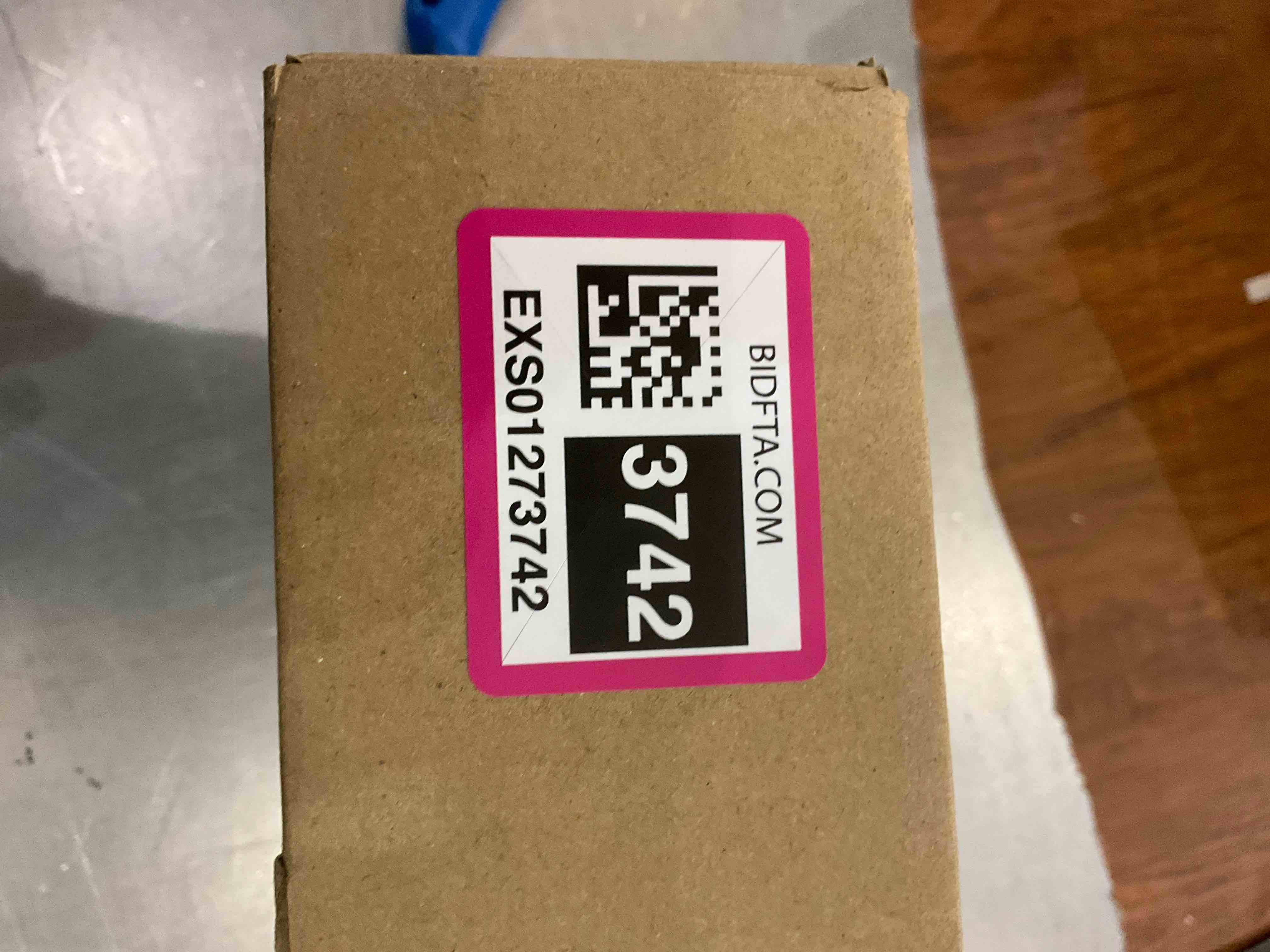 https://s3.amazonaws.com/lotting-images-prod/BargainHunt/EXS01273742_1712069074610.jpeg