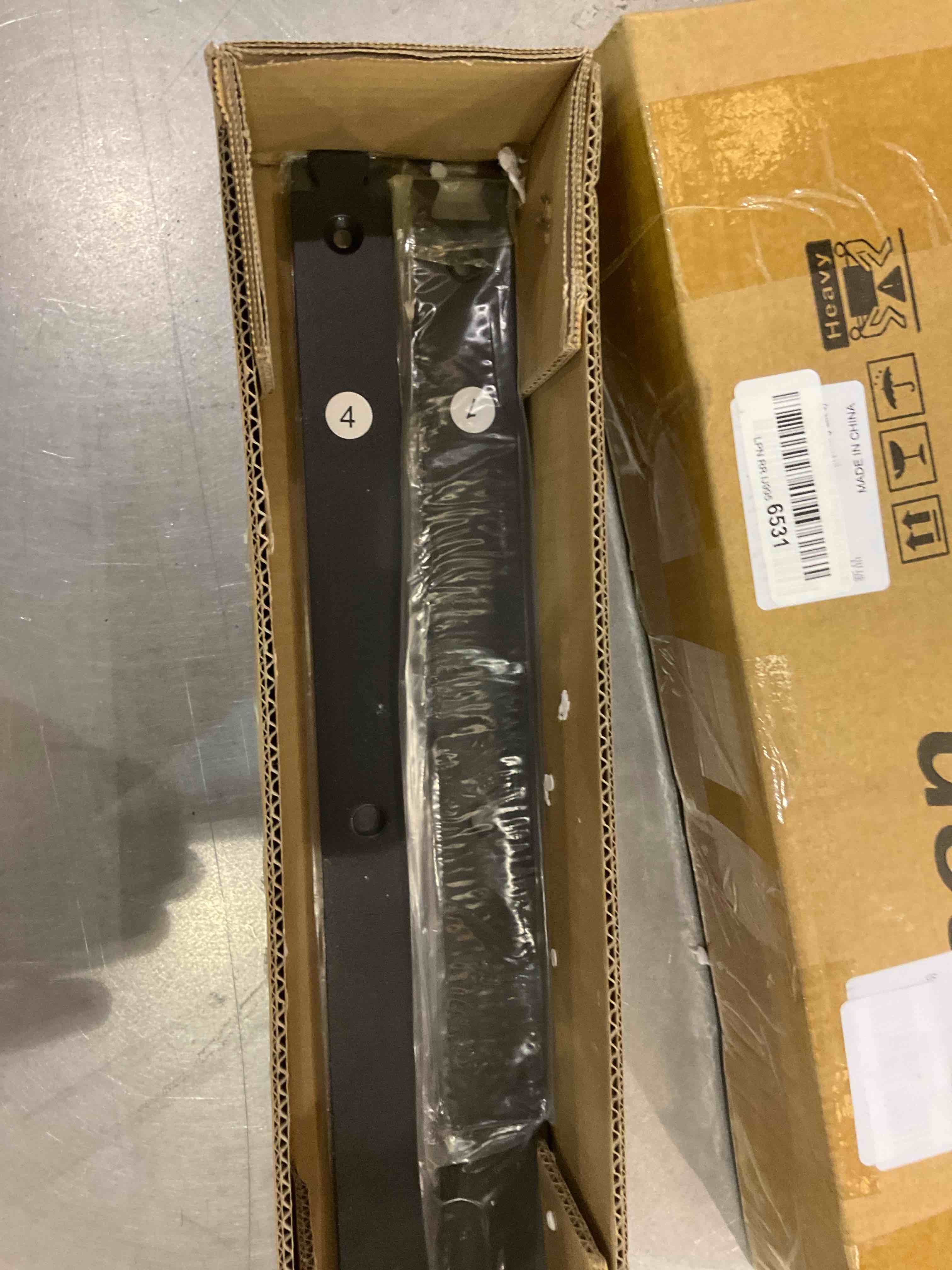 https://s3.amazonaws.com/lotting-images-prod/BargainHunt/EXS01273754_1712070997416.jpeg