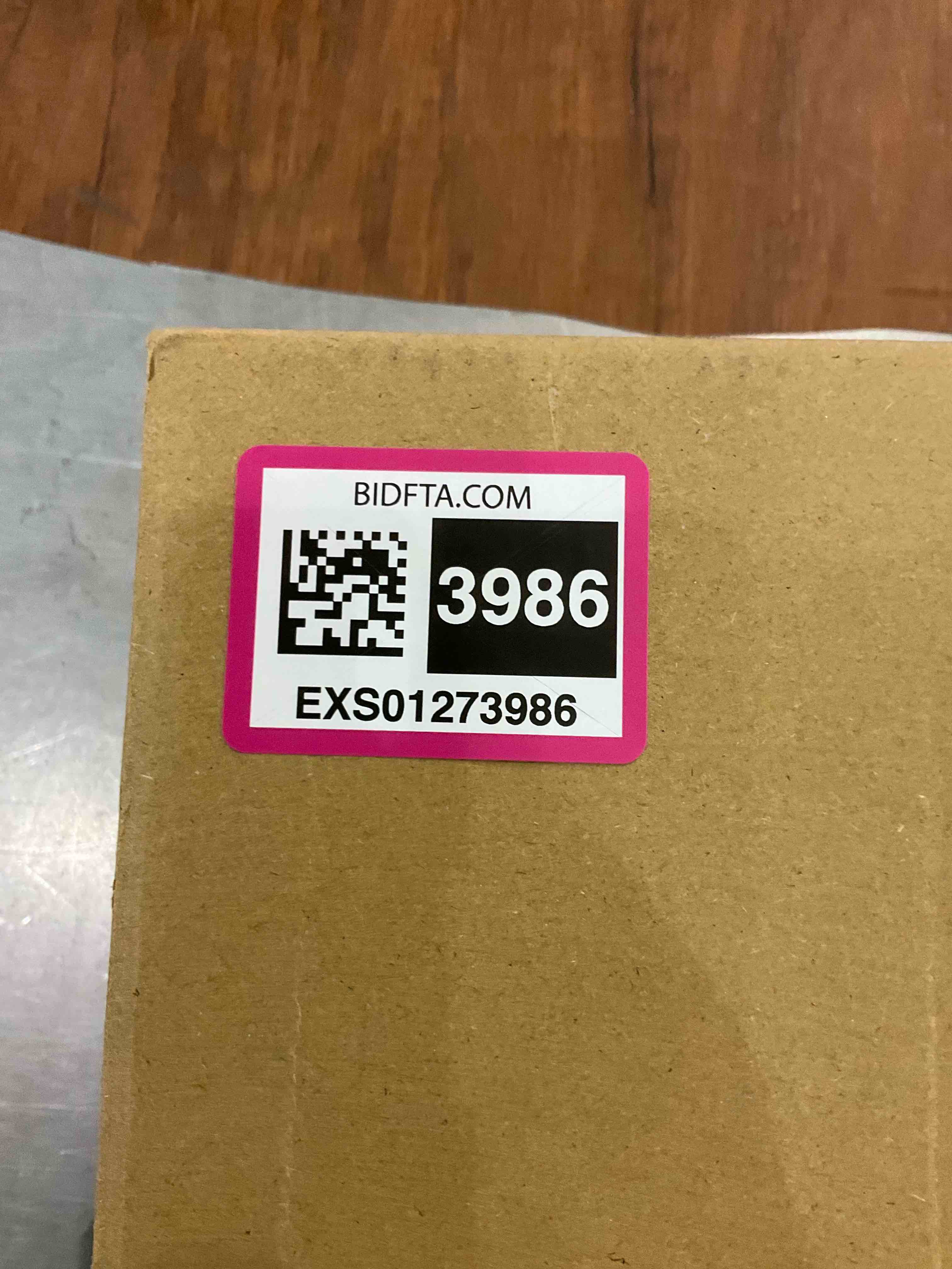 https://s3.amazonaws.com/lotting-images-prod/BargainHunt/EXS01273986_1712317184759.jpeg