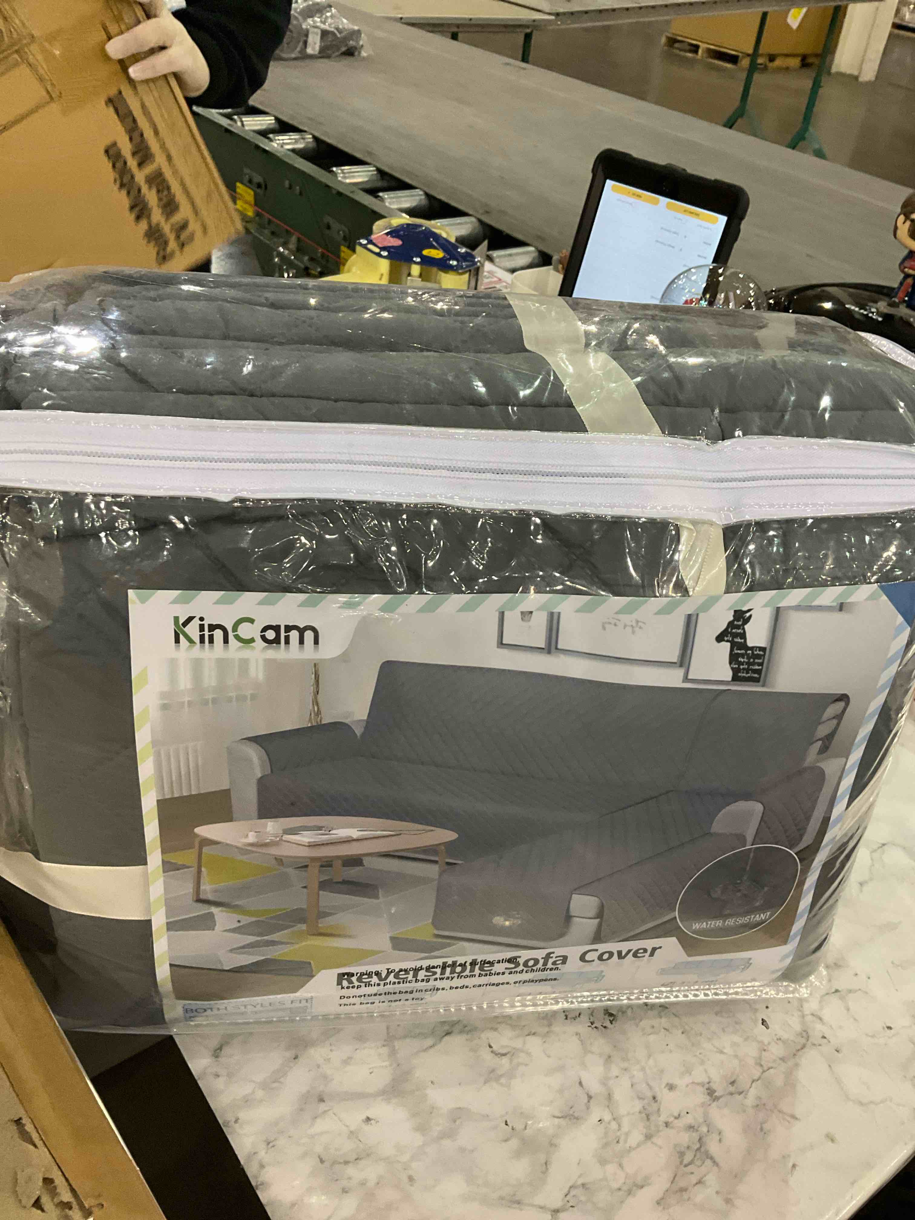 https://s3.amazonaws.com/lotting-images-prod/BargainHunt/EXS01274123_1711538245821.jpeg
