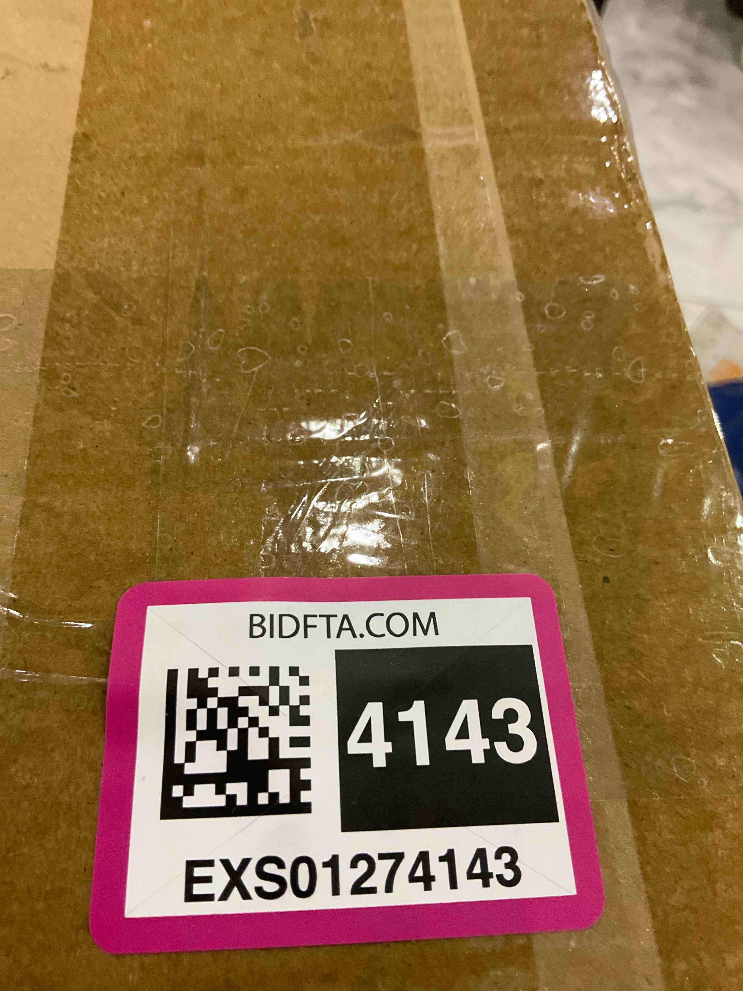 https://s3.amazonaws.com/lotting-images-prod/BargainHunt/EXS01274143_1711540444126.jpeg